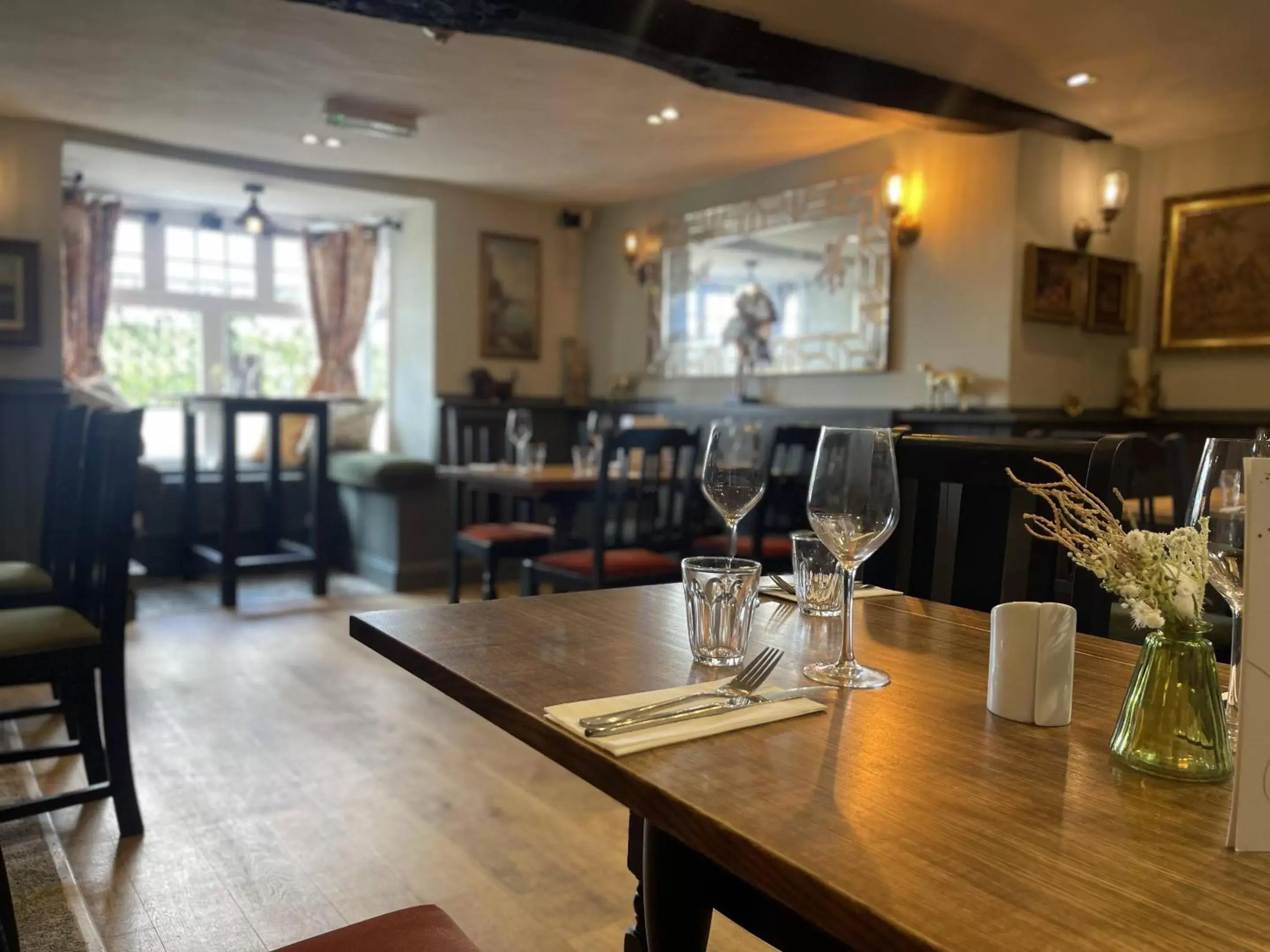 Dining area, Restaurant/Places to Eat in The Old Talbot Hotel Milton Keynes