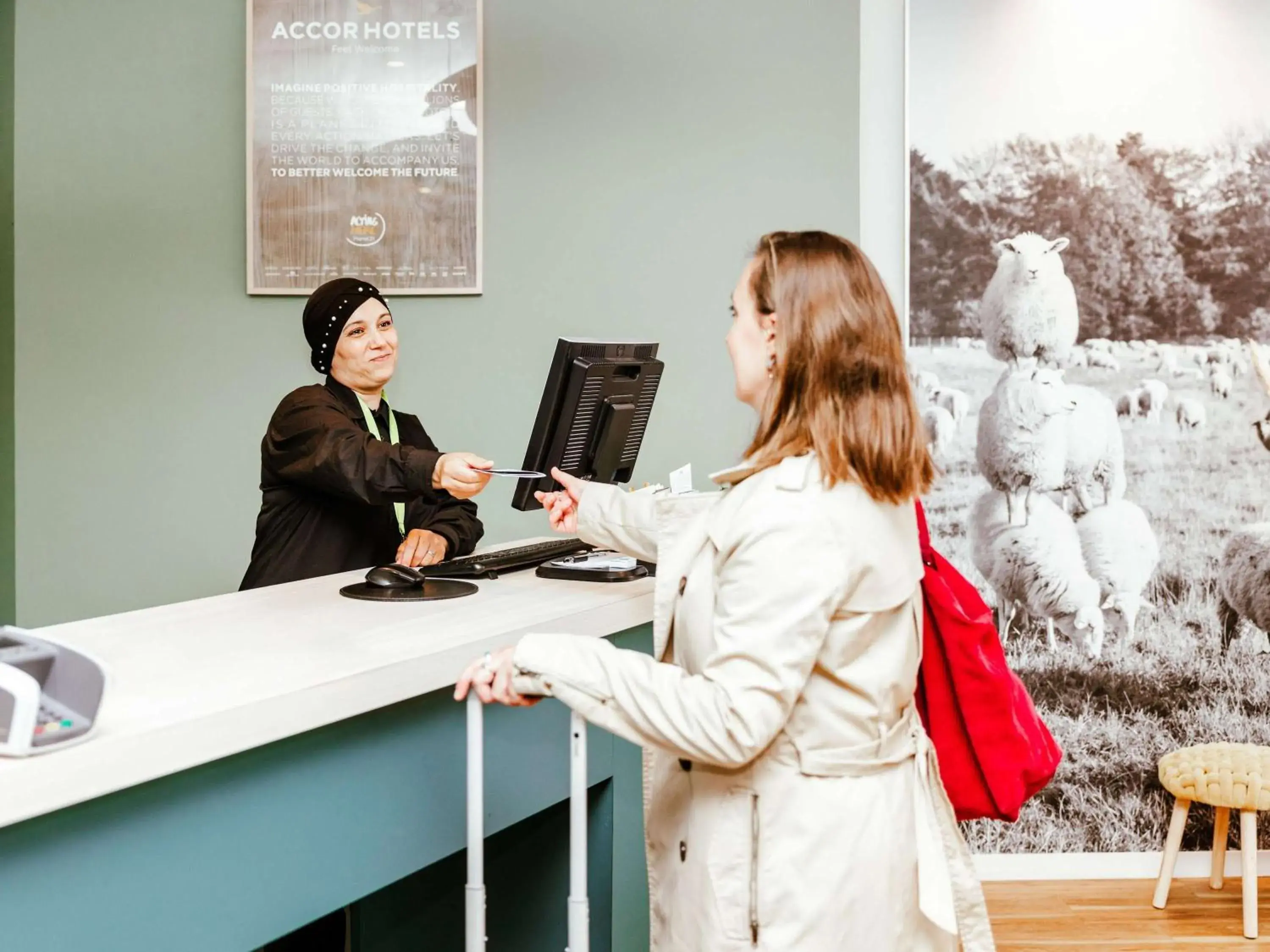 Lobby or reception in ibis Styles Luxembourg Centre Gare