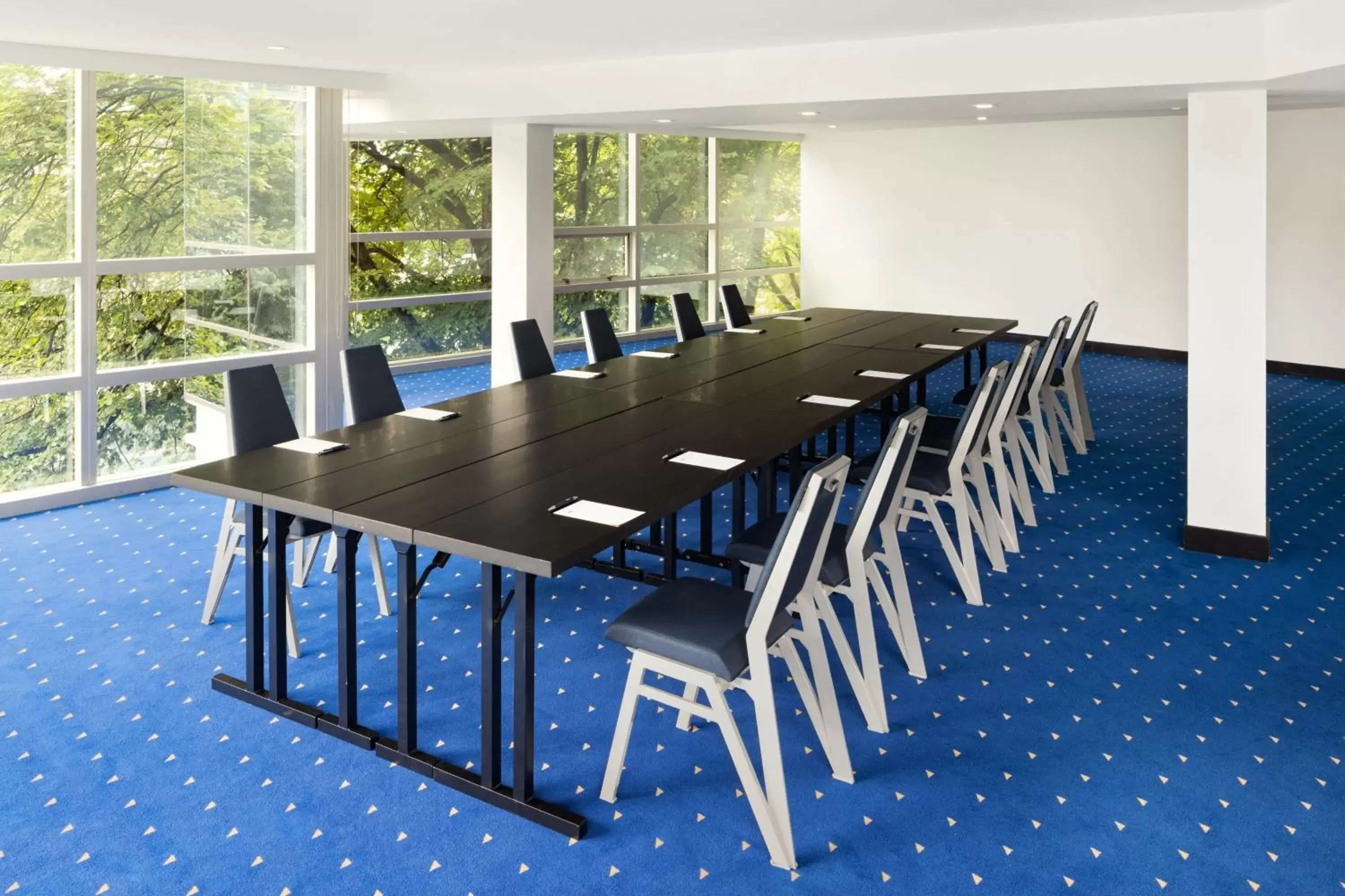 Meeting/conference room in Sheraton Vancouver Wall Centre