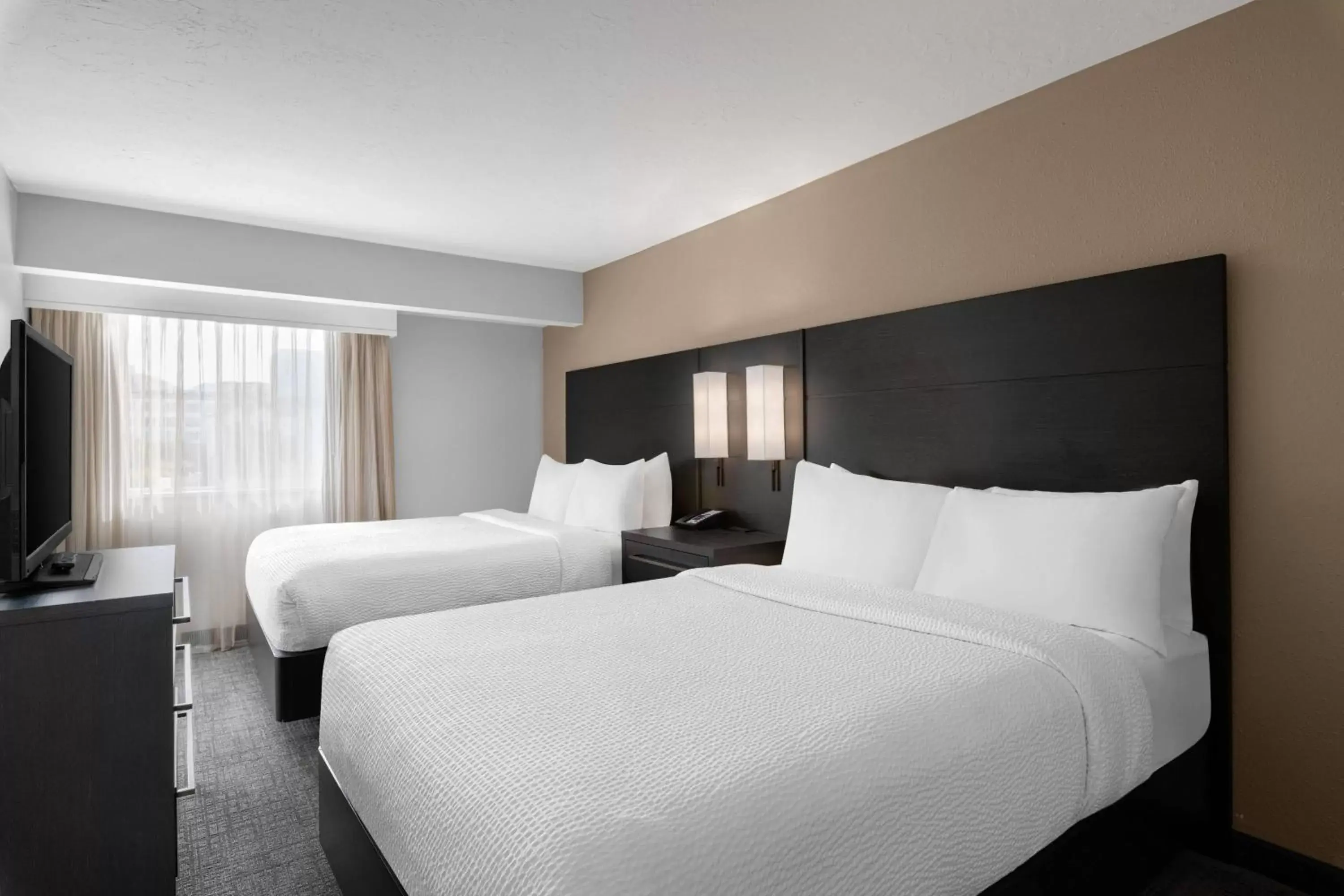 Photo of the whole room, Bed in Residence Inn by Marriott Salt Lake City Downtown