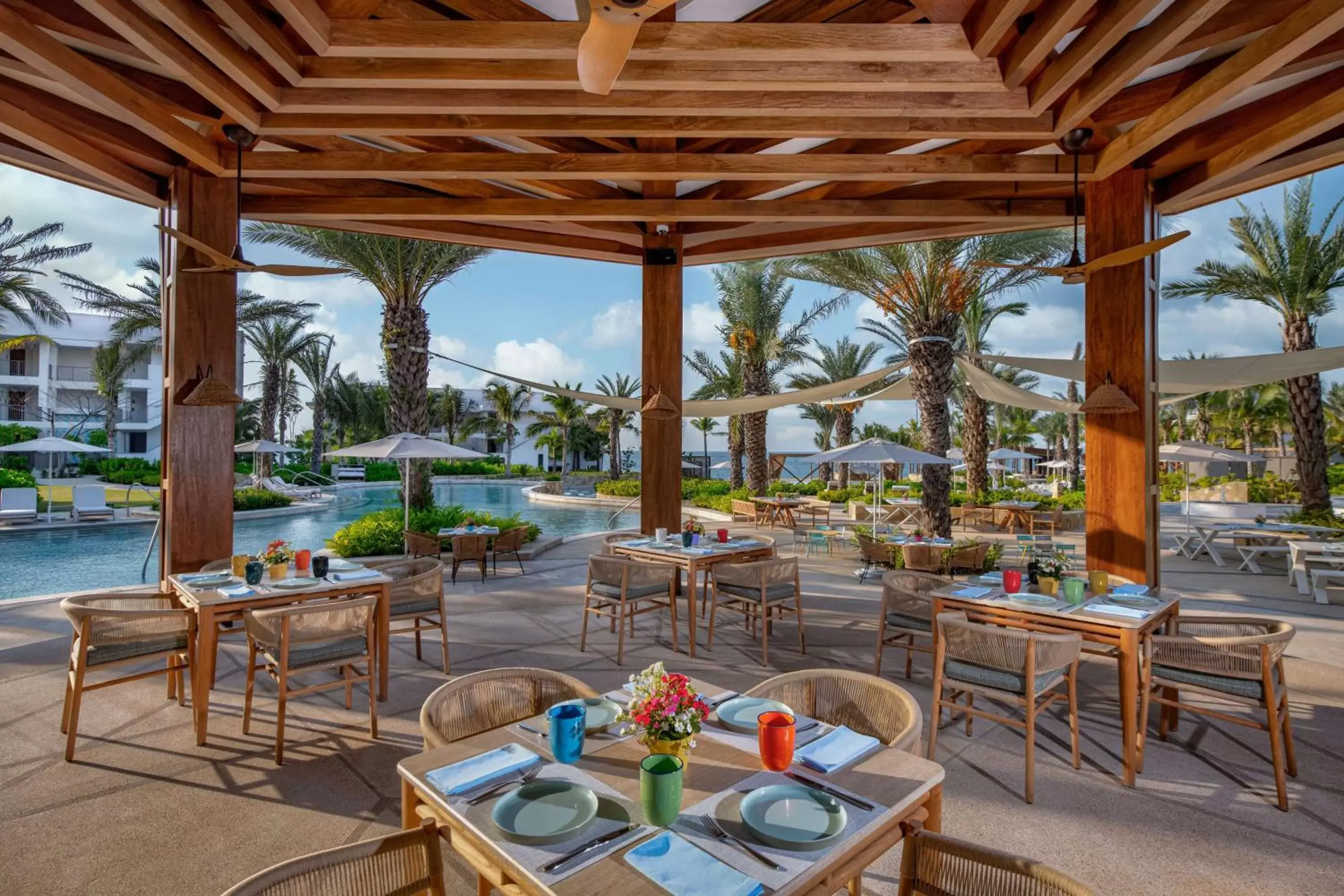 Lounge or bar, Restaurant/Places to Eat in Conrad Punta de Mita