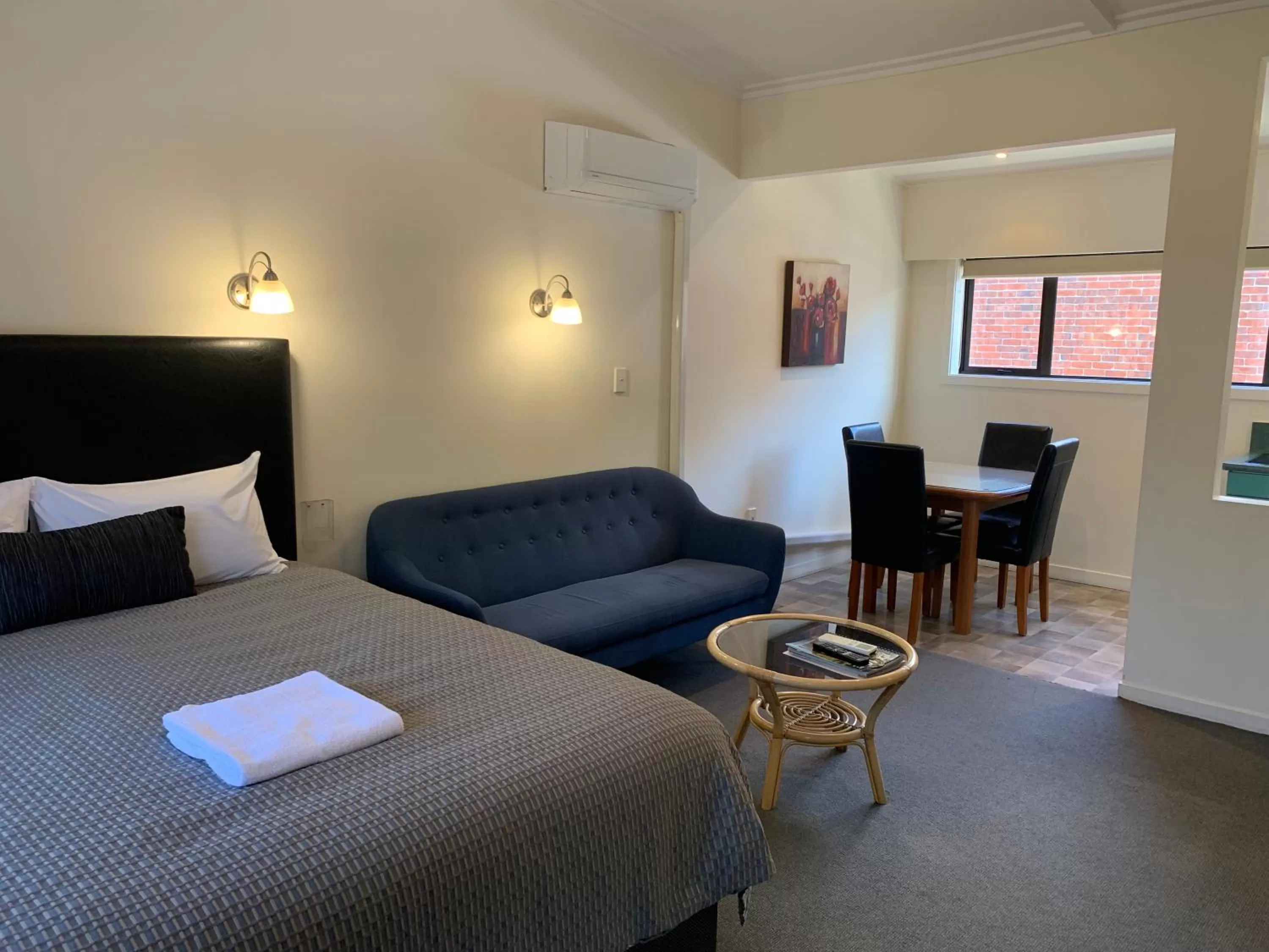 Bed in 755 Regal Court Motel