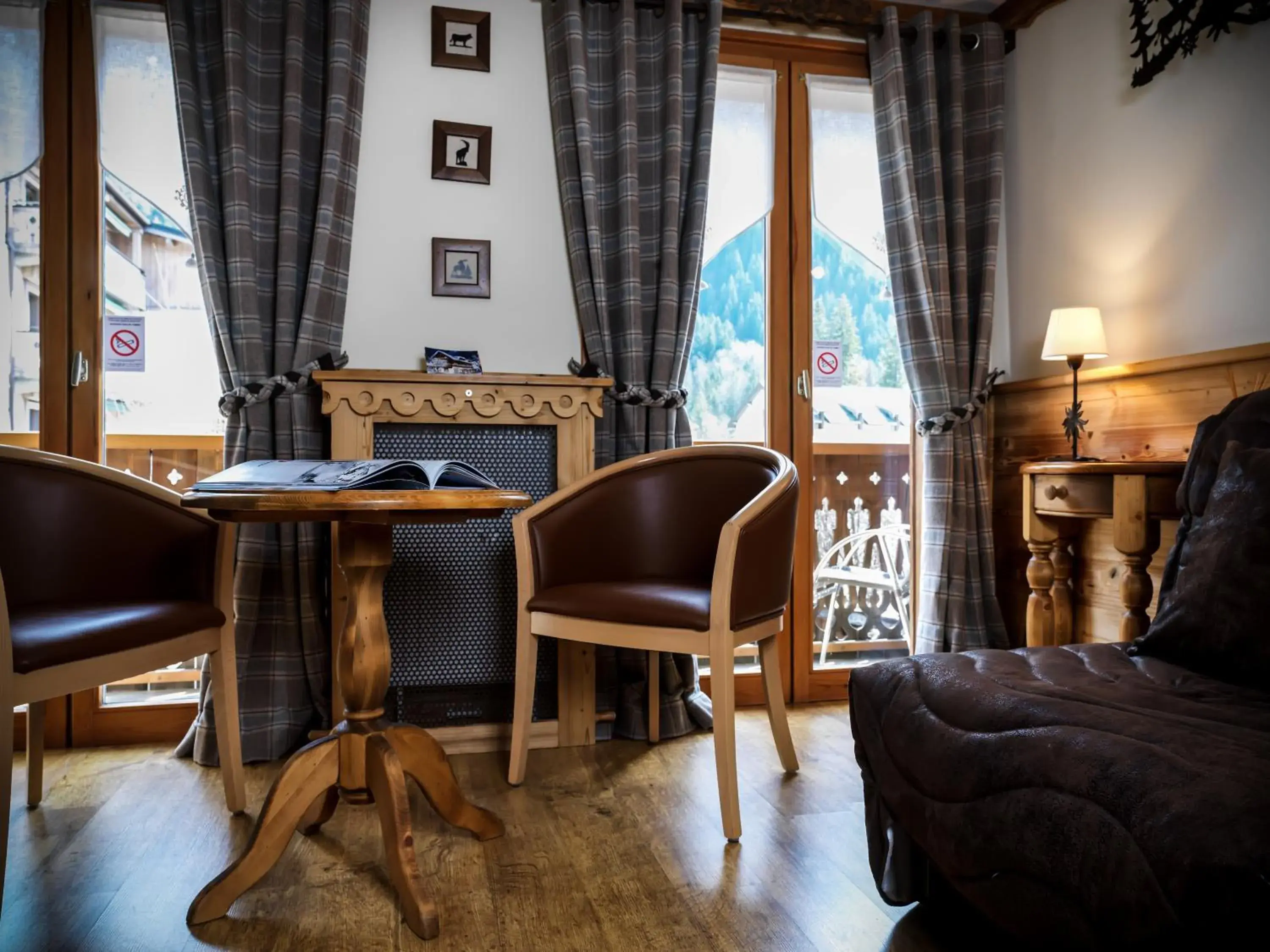 Seating Area in Auberge du Manoir