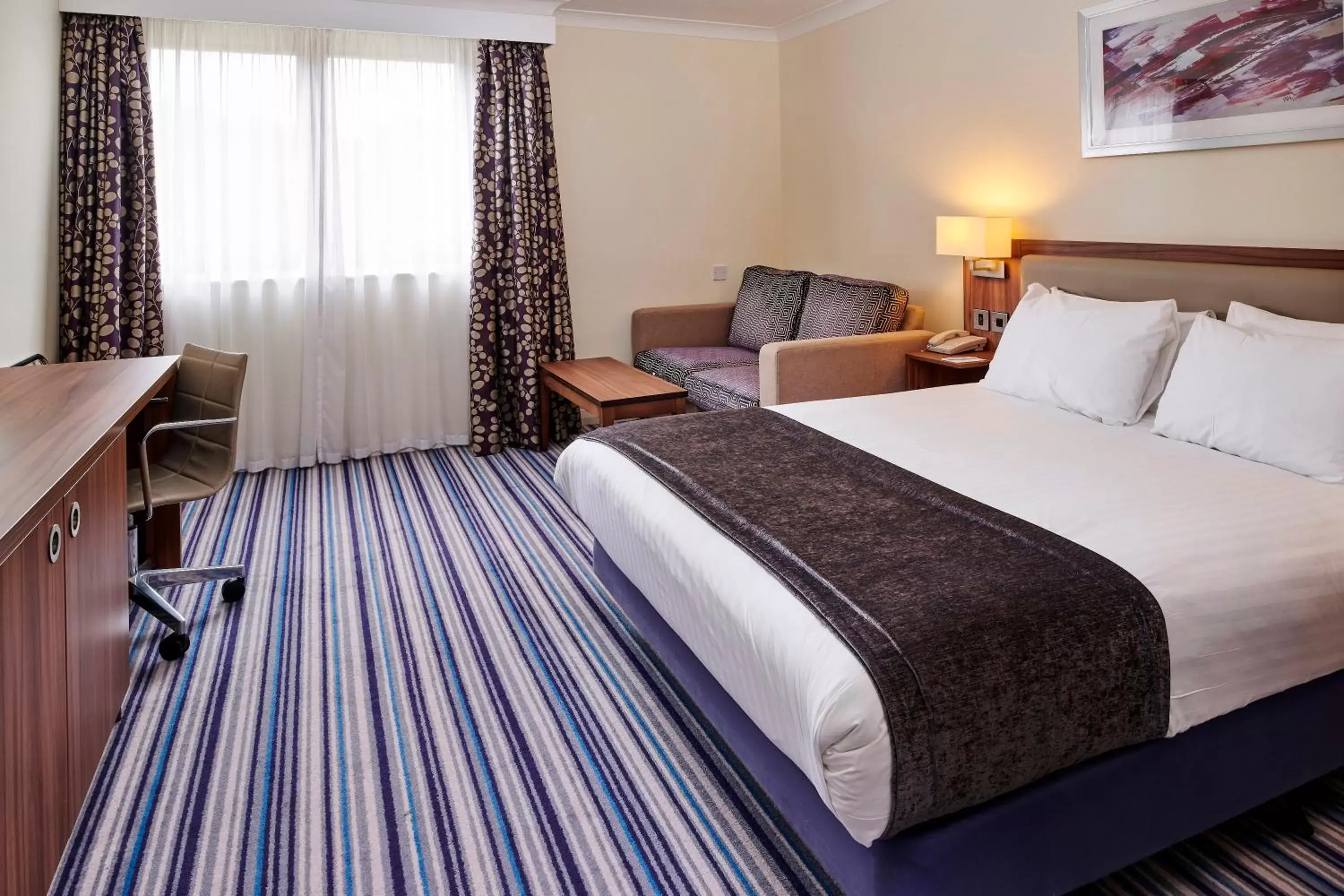 Photo of the whole room, Bed in Holiday Inn Haydock, an IHG Hotel