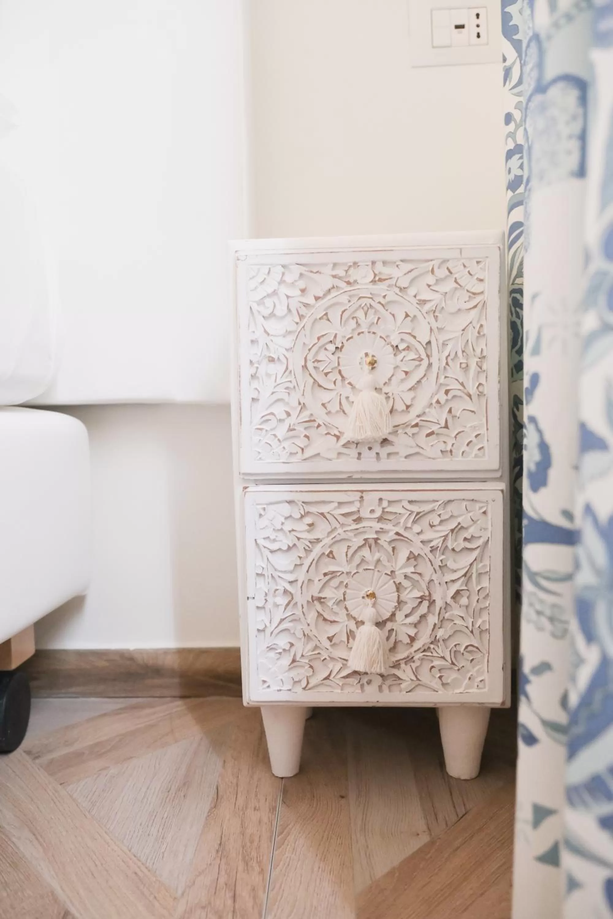 Bedroom, Seating Area in Supernova