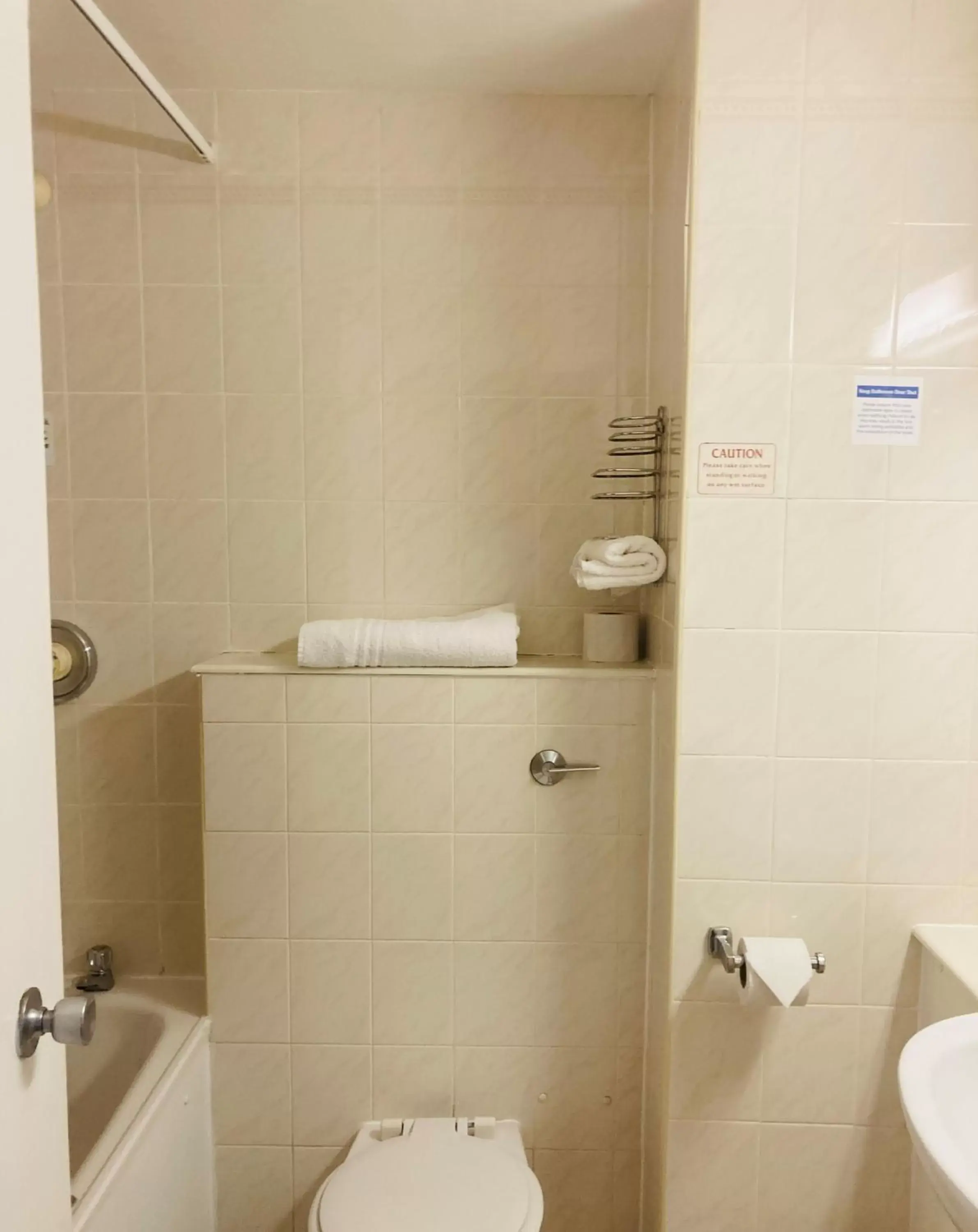 Toilet, Bathroom in Britannia Hotel Newcastle Airport