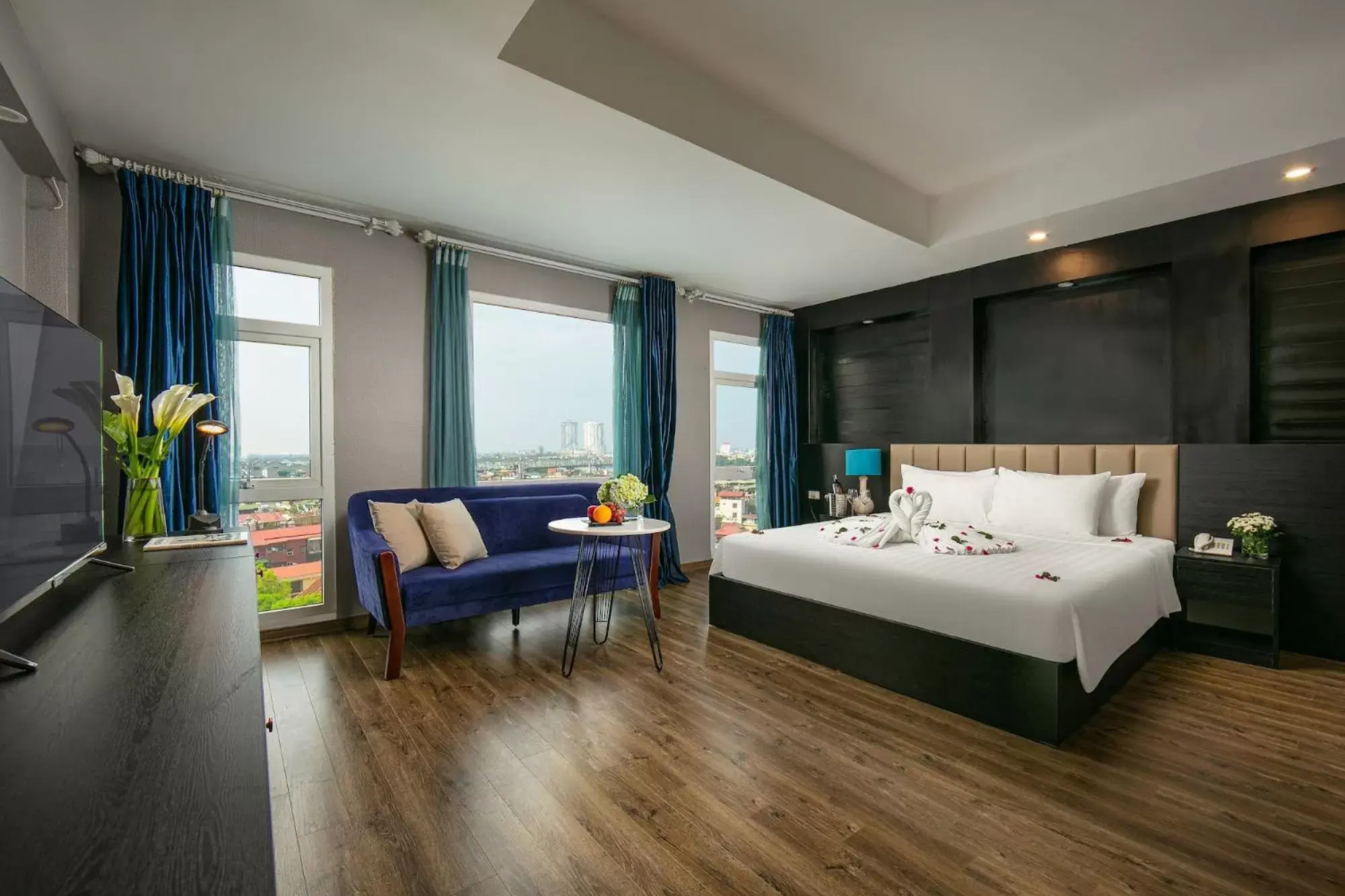 Executive Suite with City View in Ja Cosmo Hotel and Spa Executive Suite with City View in Ja Cosmo Hotel and Spa