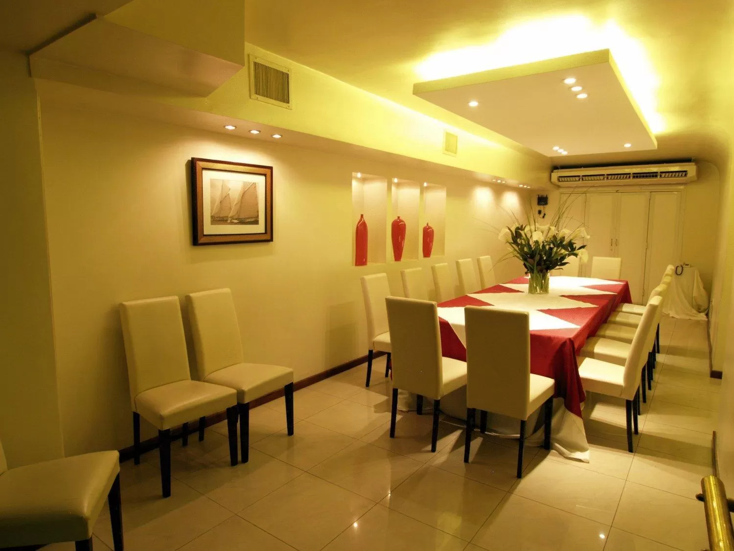 Business facilities in Hotel Metropol