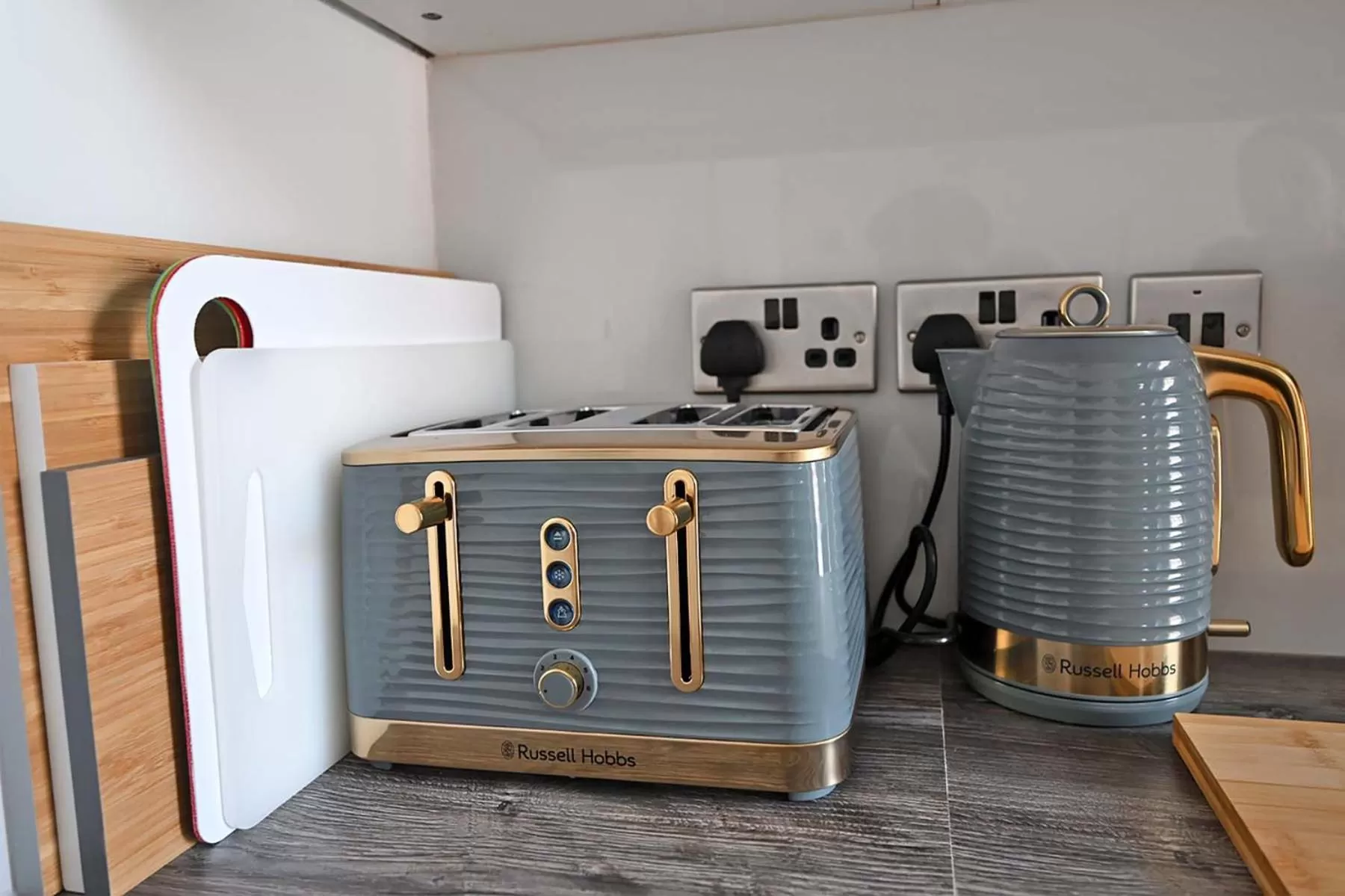 Communal kitchen, Kitchen/Kitchenette in The Hathaways