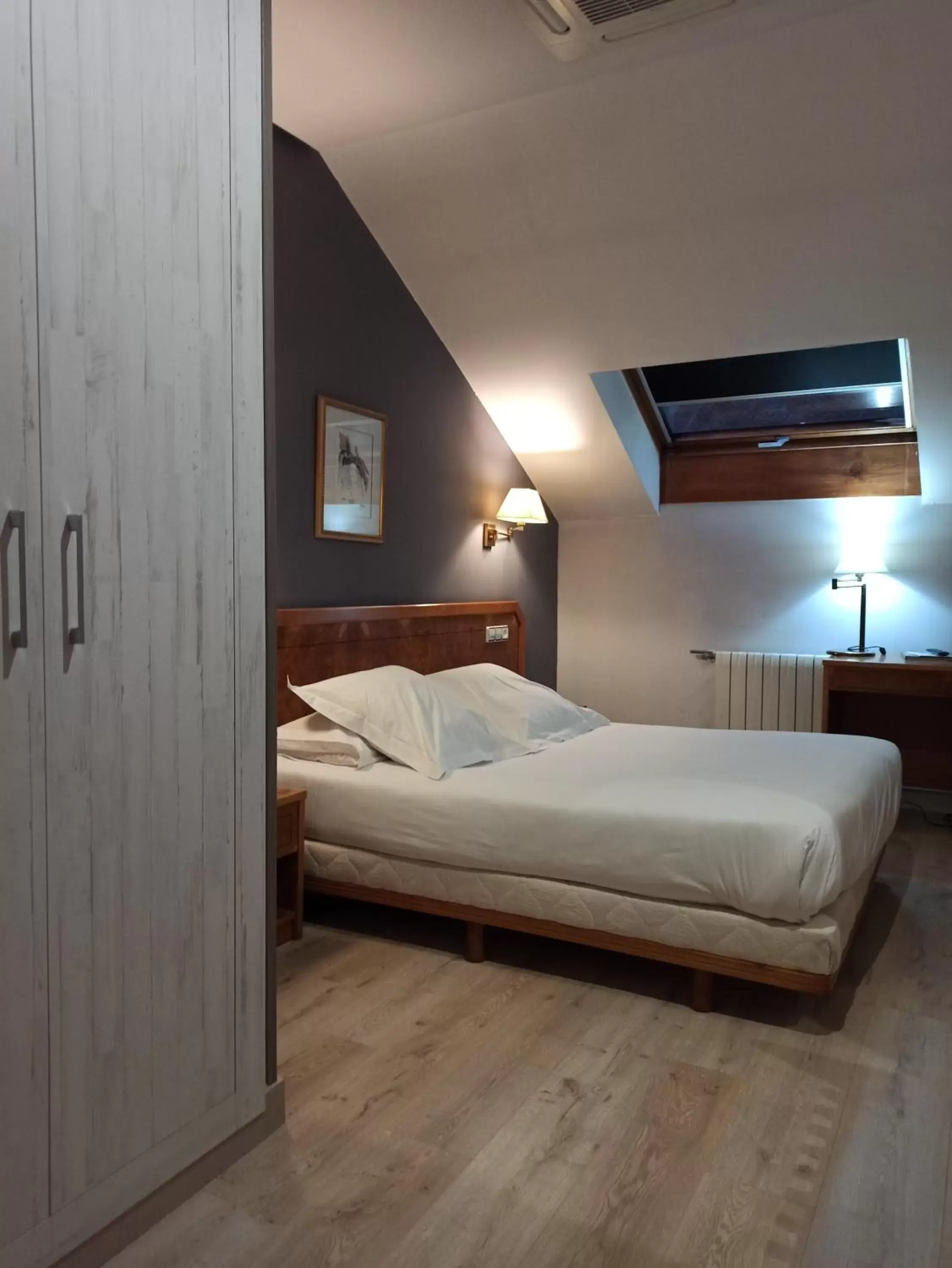 Bed in ARVA Spa París