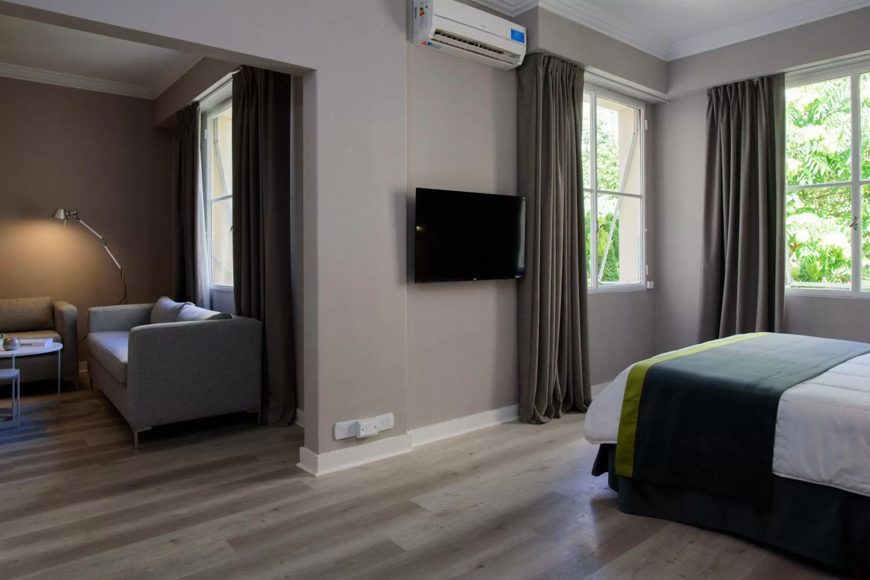 Living room, Bed in SuMa Recoleta Hotel Living room, Bed in SuMa Recoleta Hotel