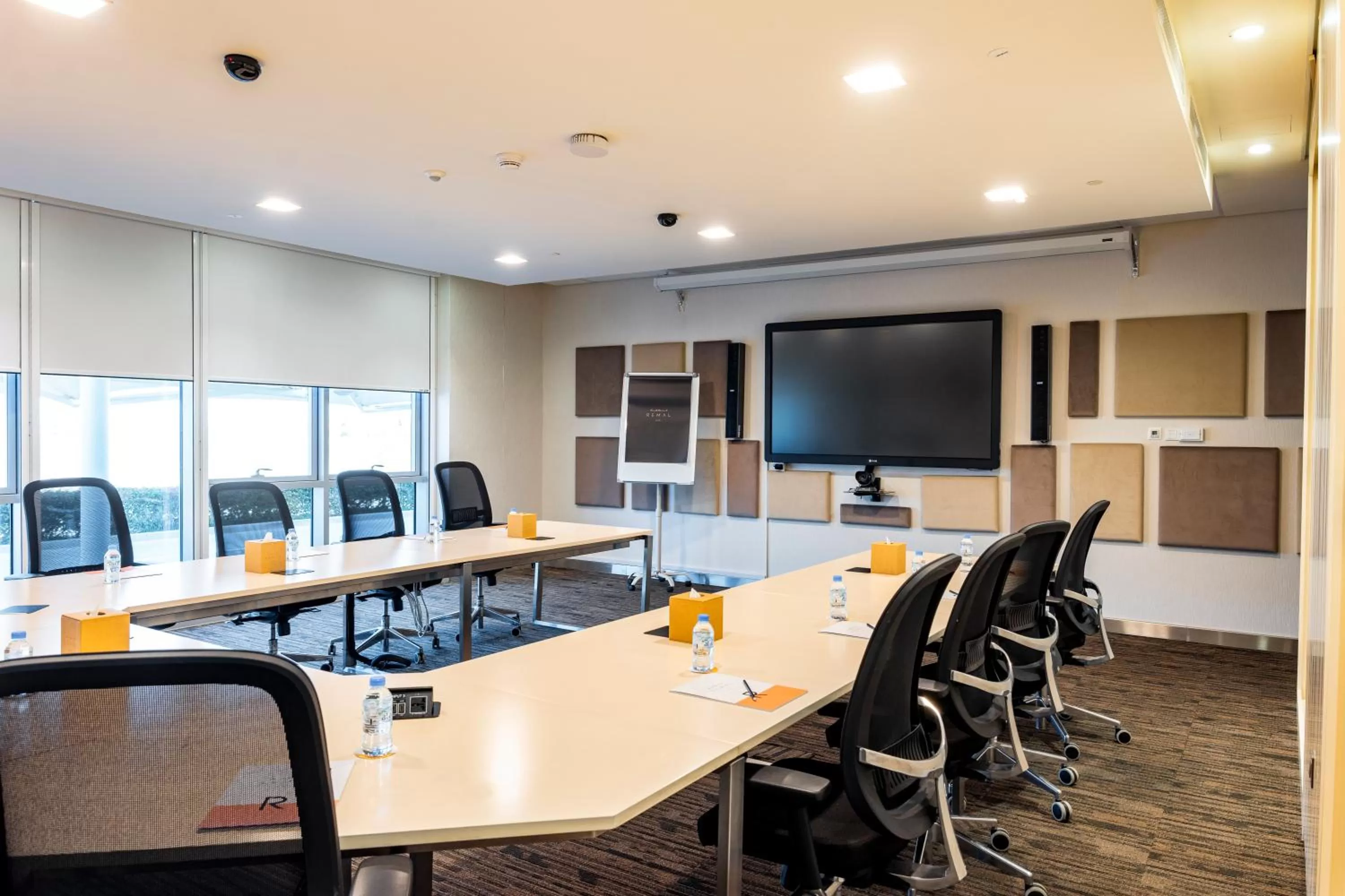 Meeting/conference room in Remal Hotel & Villas Al Dhannah City