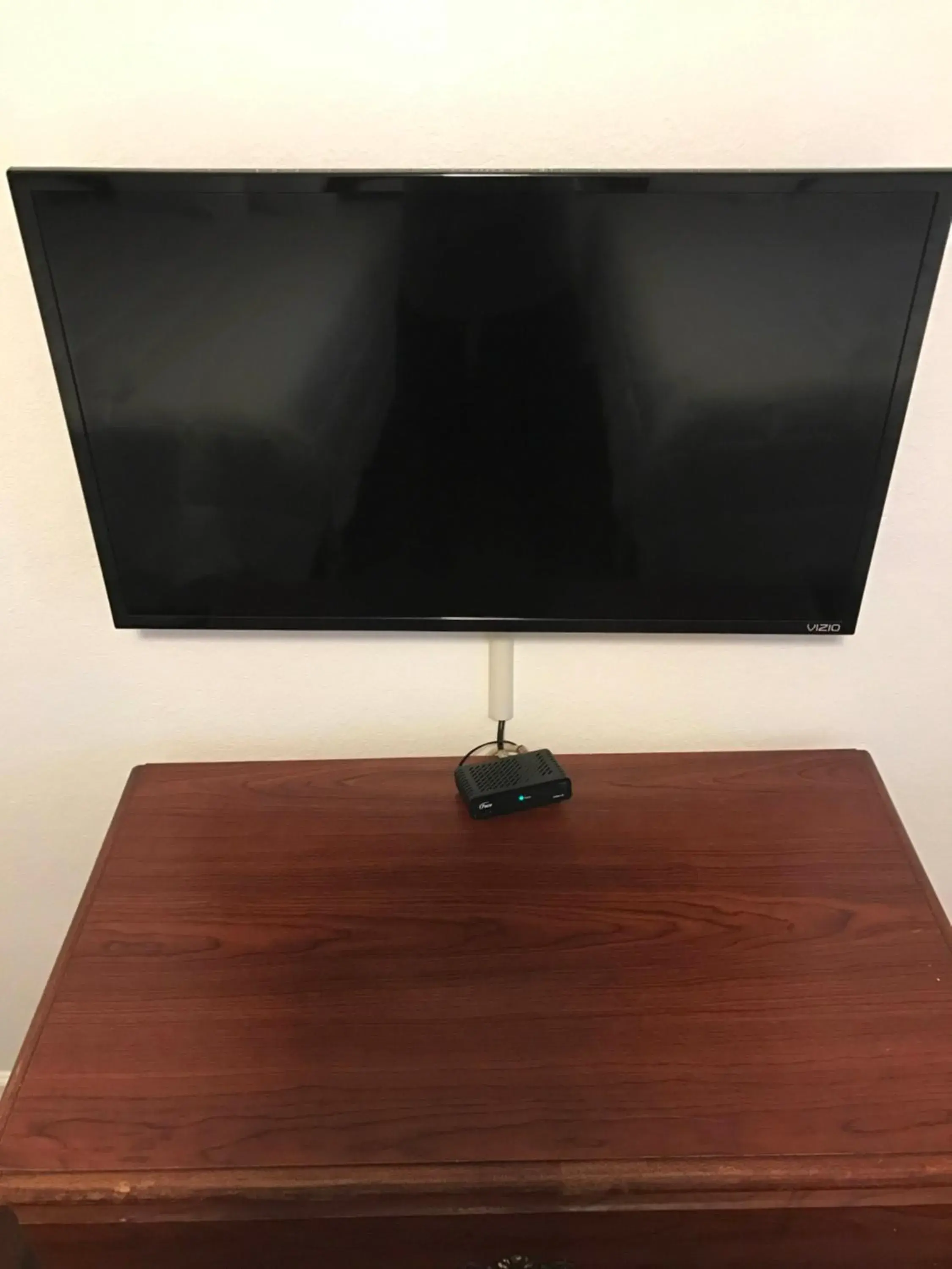 TV and multimedia, TV/Entertainment Center in Extended Stay Studios