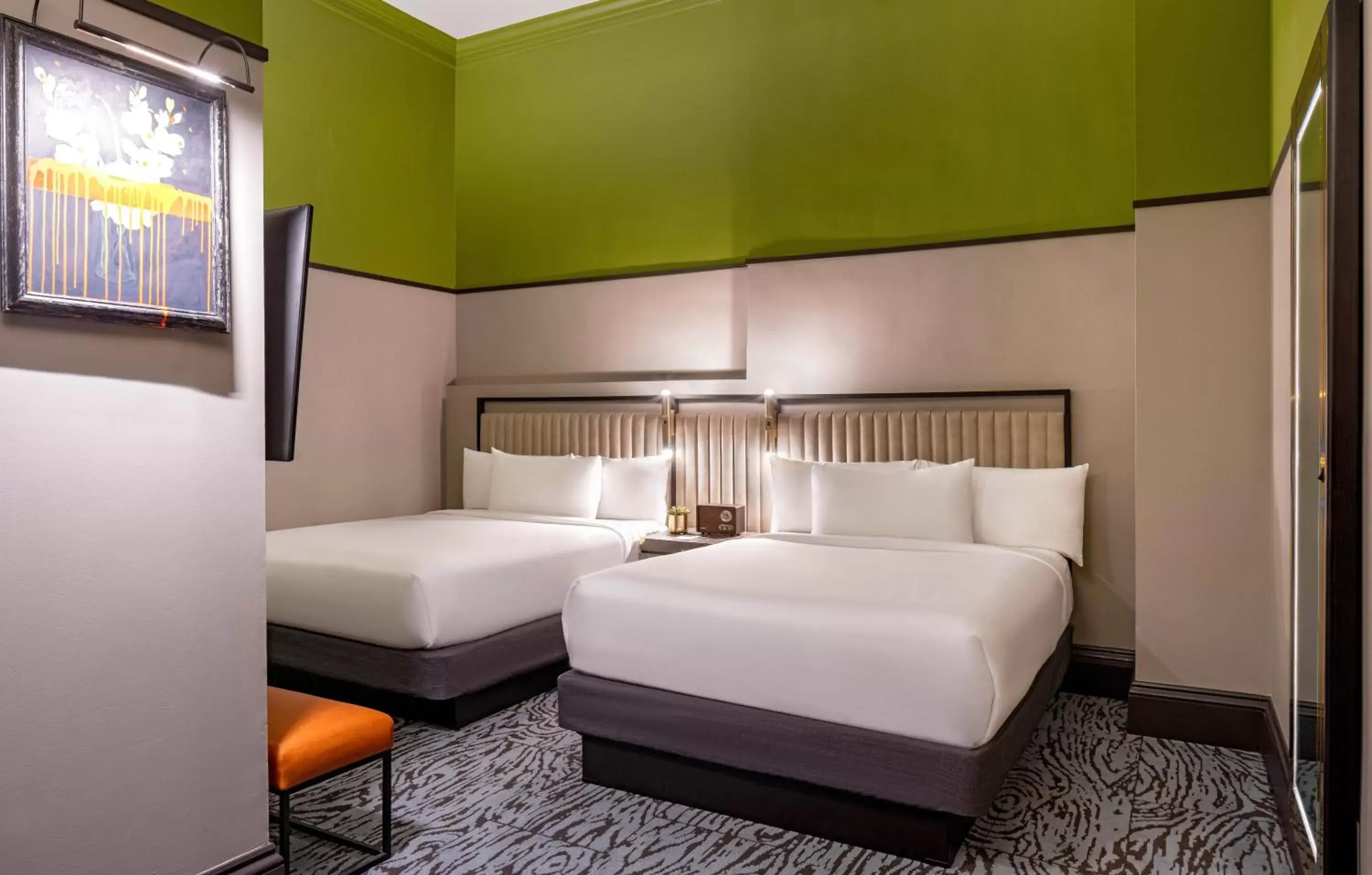 Bedroom, Bed in Pelham Hotel