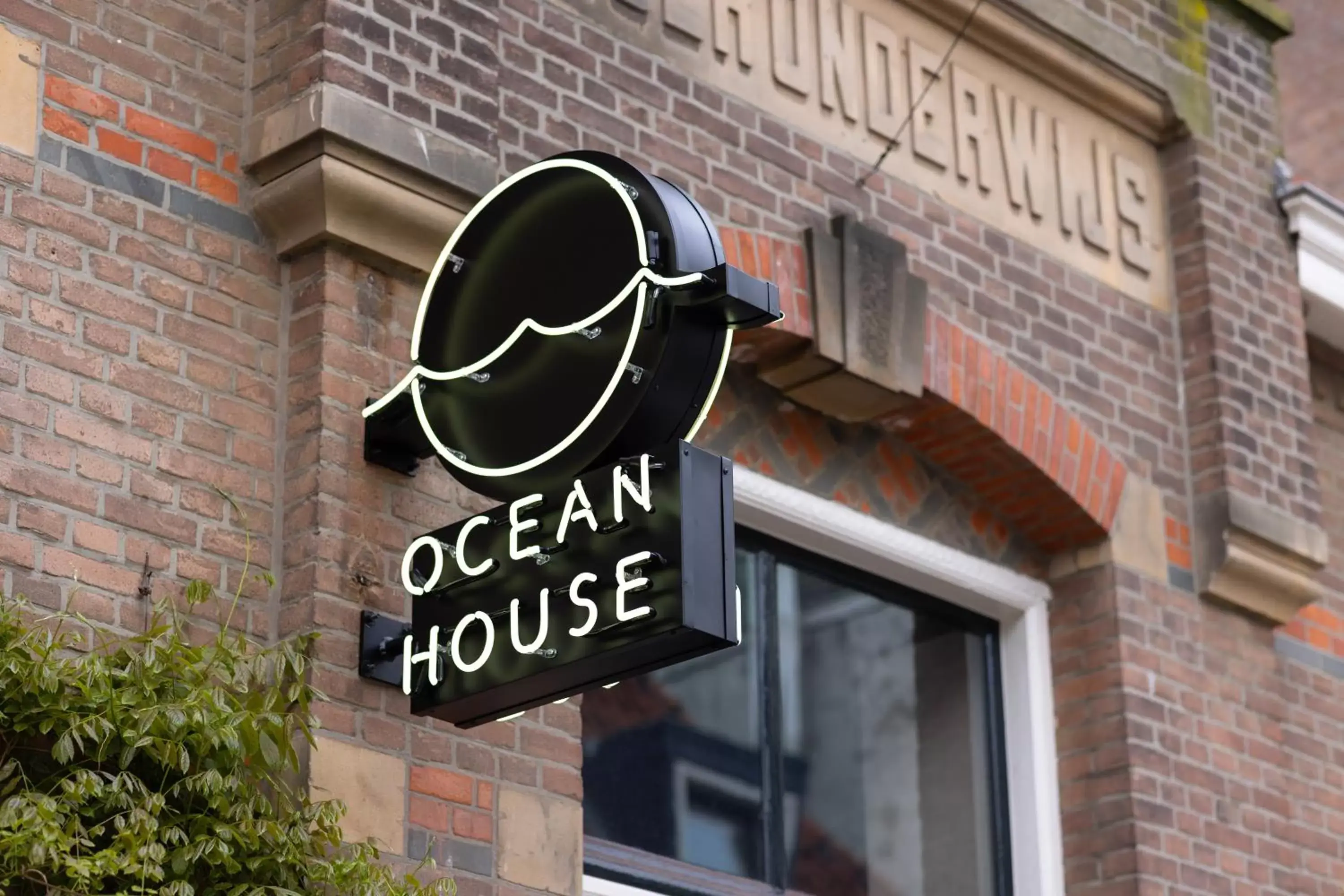 Property building, Property Logo/Sign in Ocean House Scheveningen