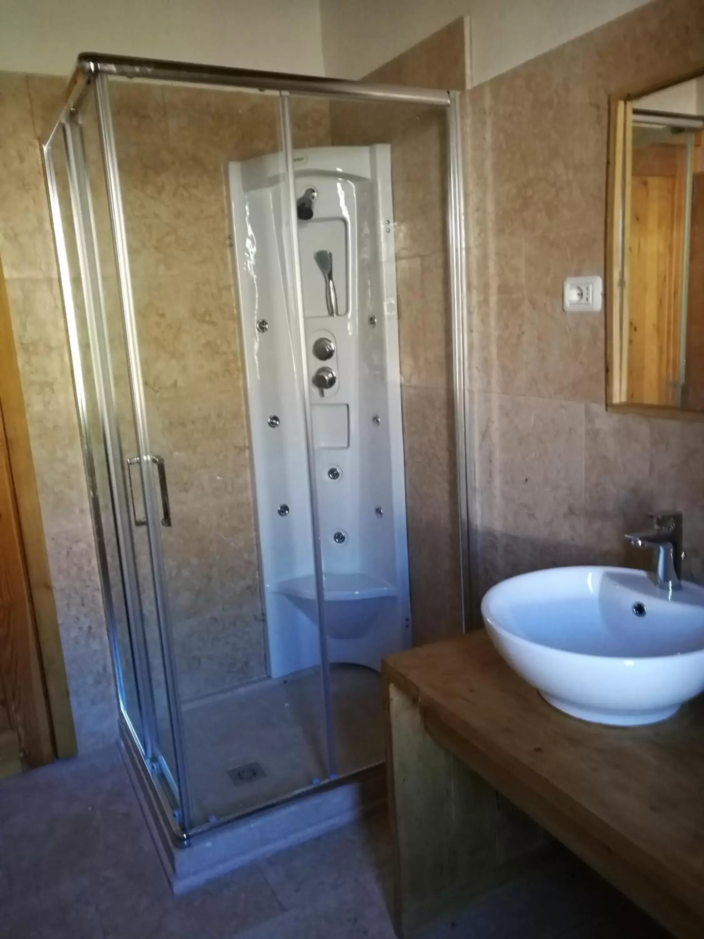 Bathroom in Costa degli Ulivi