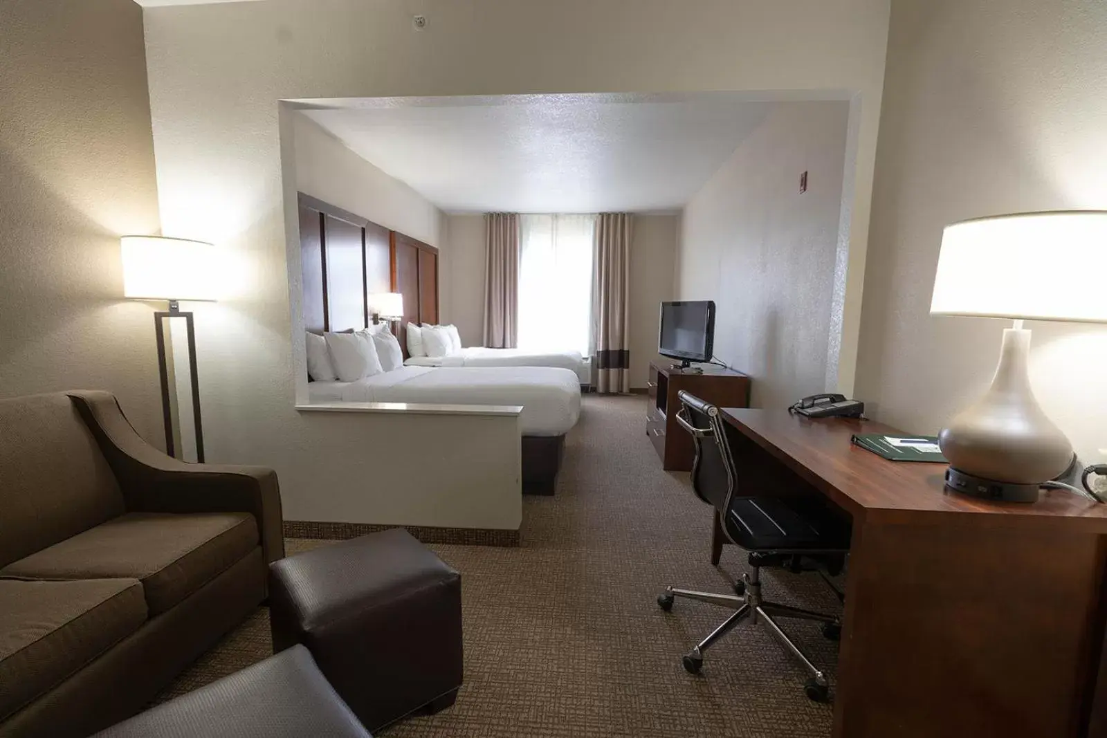 Queen Suite with Two Queen Beds - Non-Smoking in Rapid River Lodge Queen Suite with Two Queen Beds - Non-Smoking in Rapid River Lodge