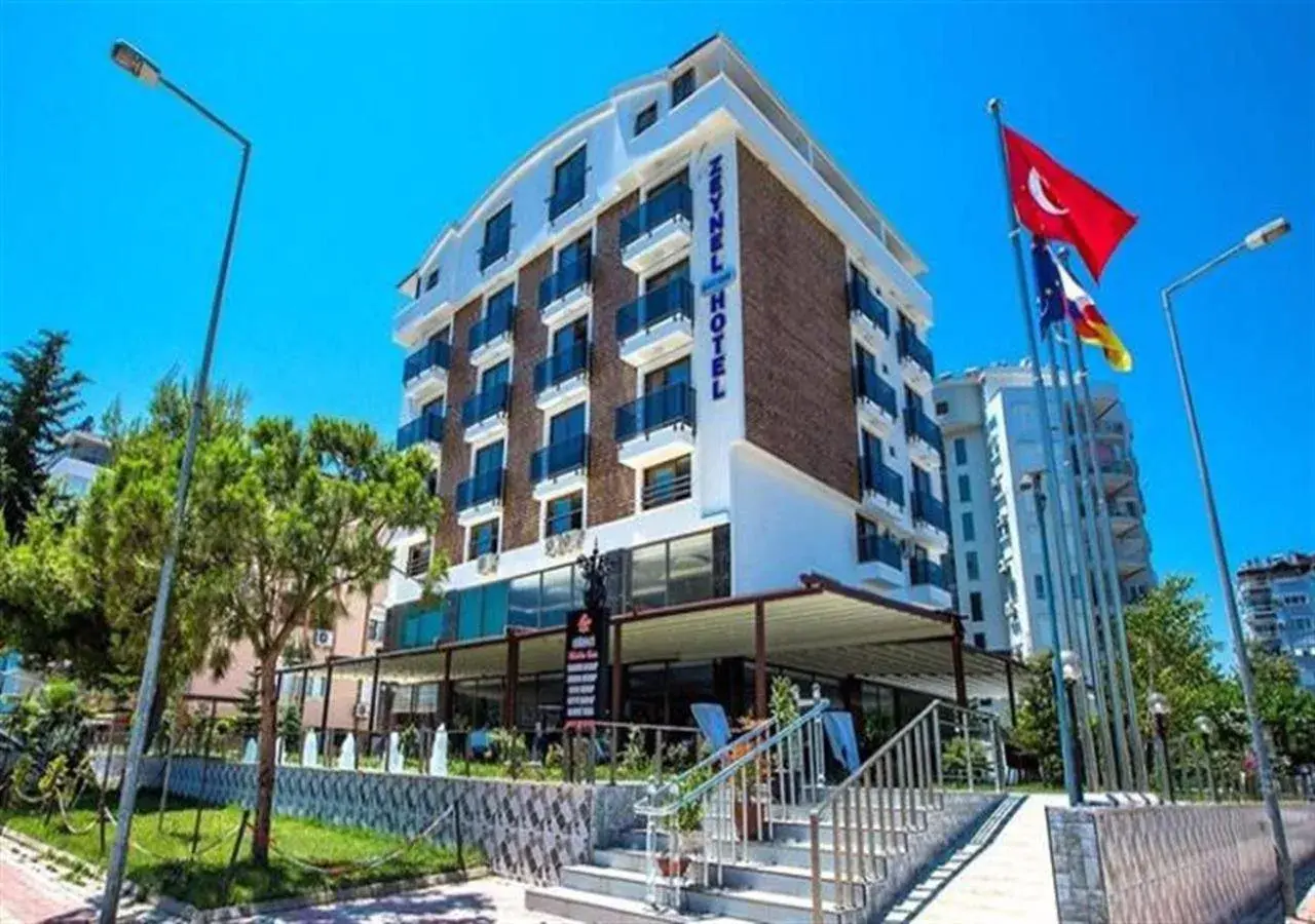 Property Building in Zeynel Hotel