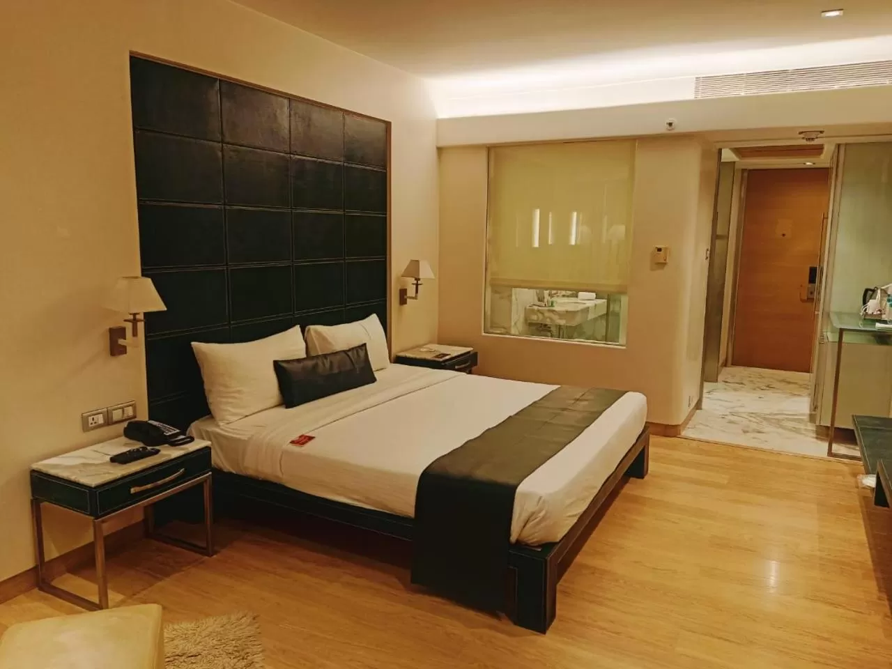 Bed in Mirage Hotel, Mumbai International Airport