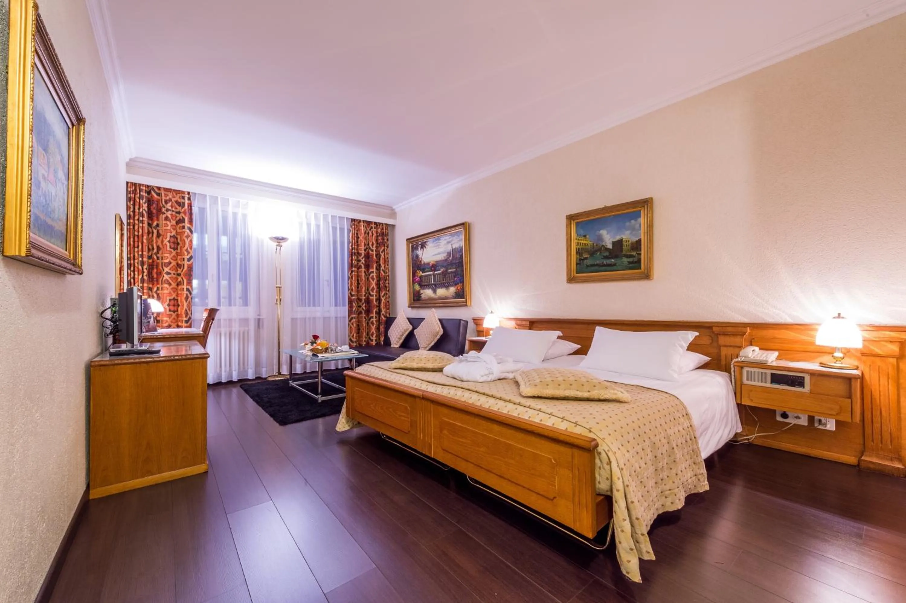 Bed in Hotel Century