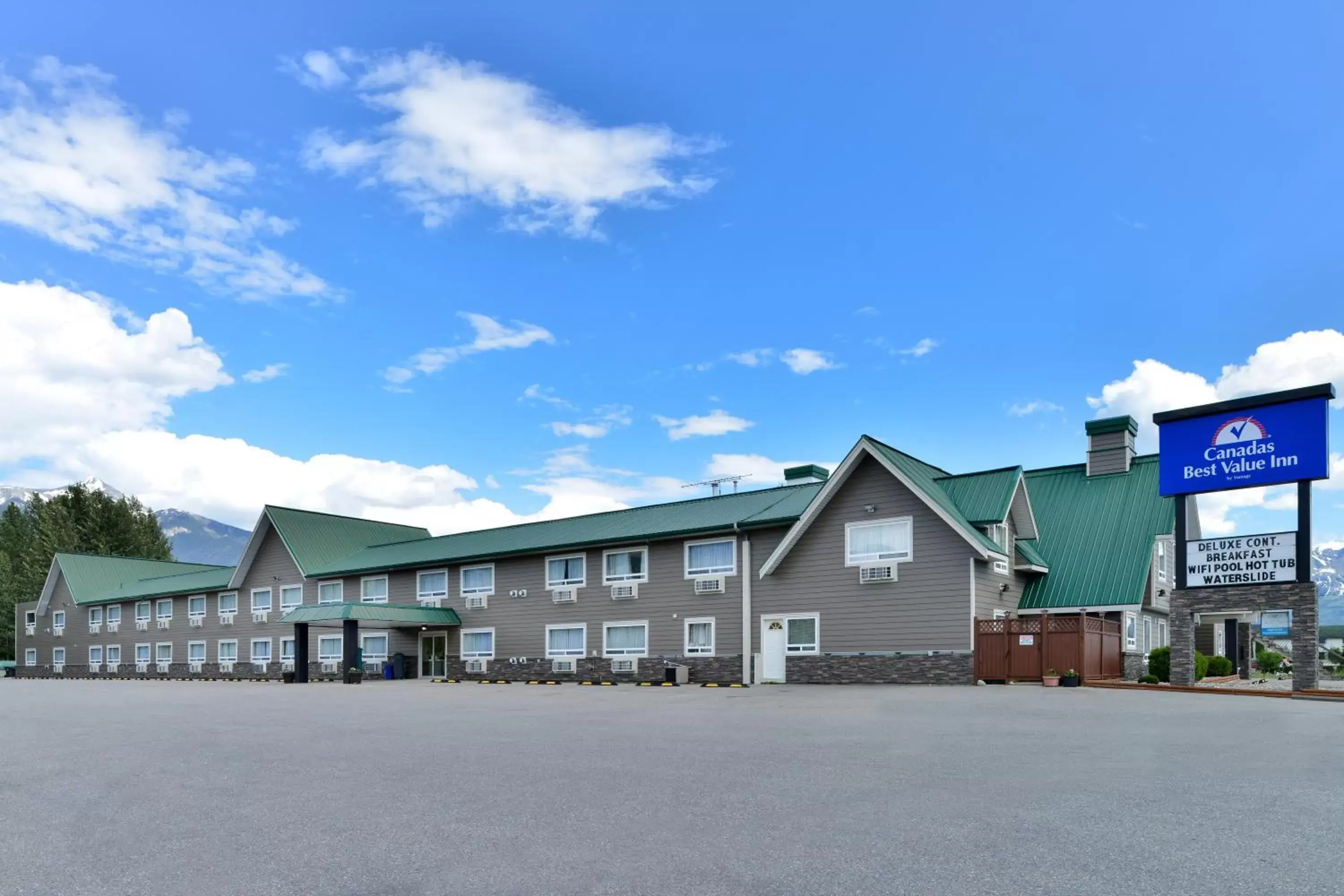 On site, Property Building in Canadas Best Value Inn Valemount