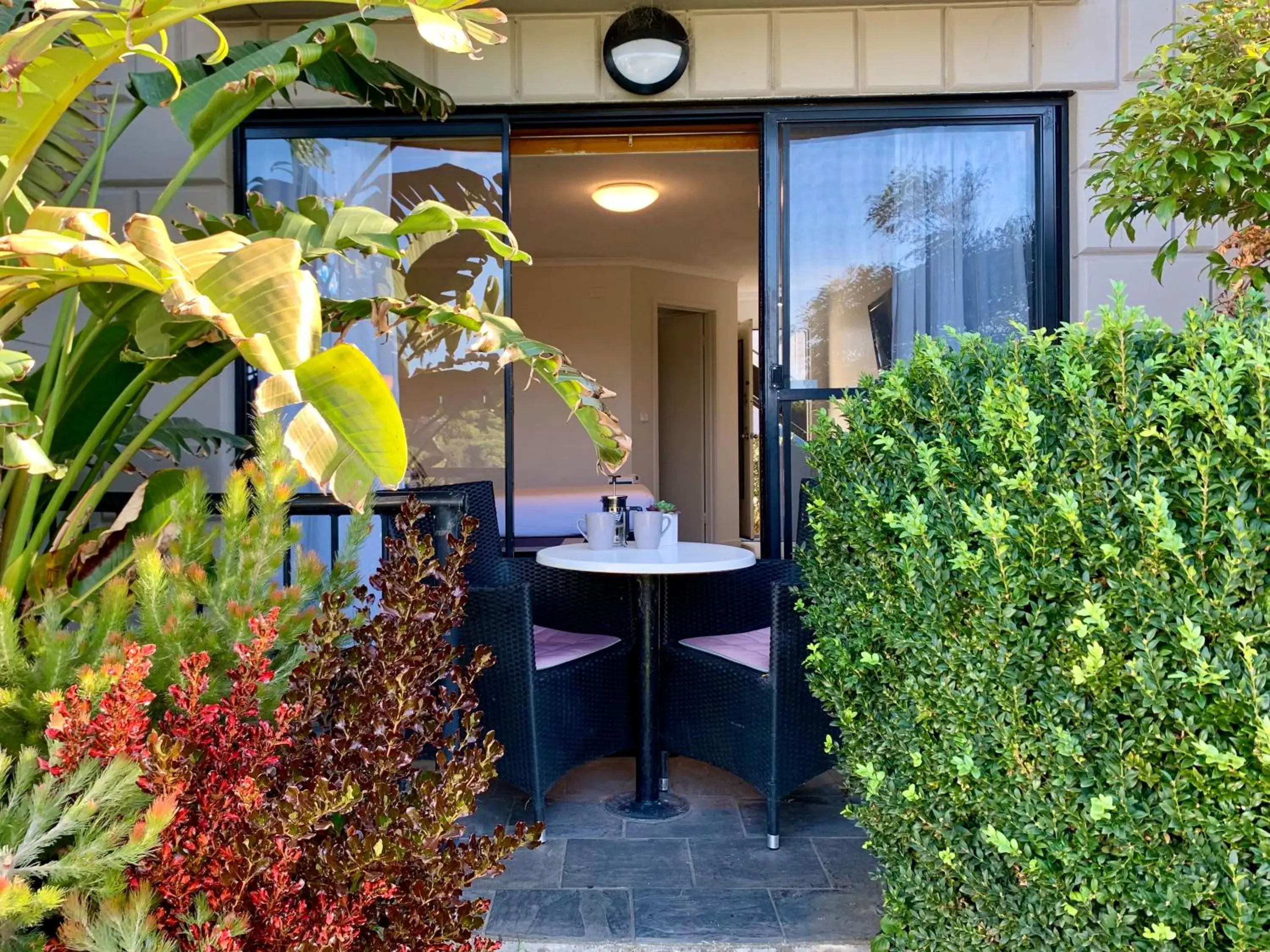 Balcony/Terrace, Patio/Outdoor Area in Apollo Bay Waterfront Motor Inn