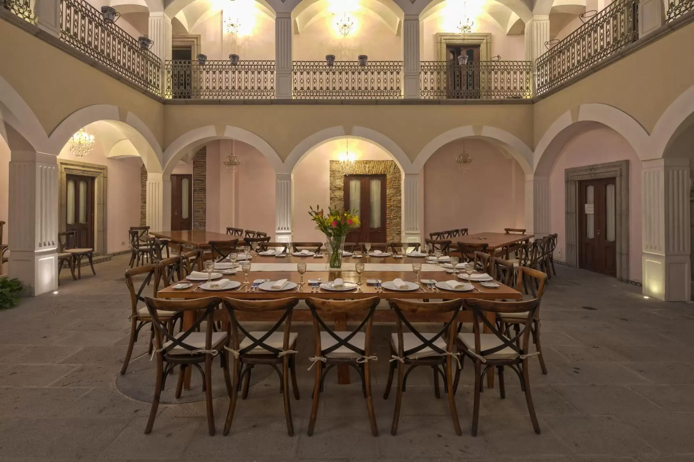 Restaurant/Places to Eat in Casona Maria
