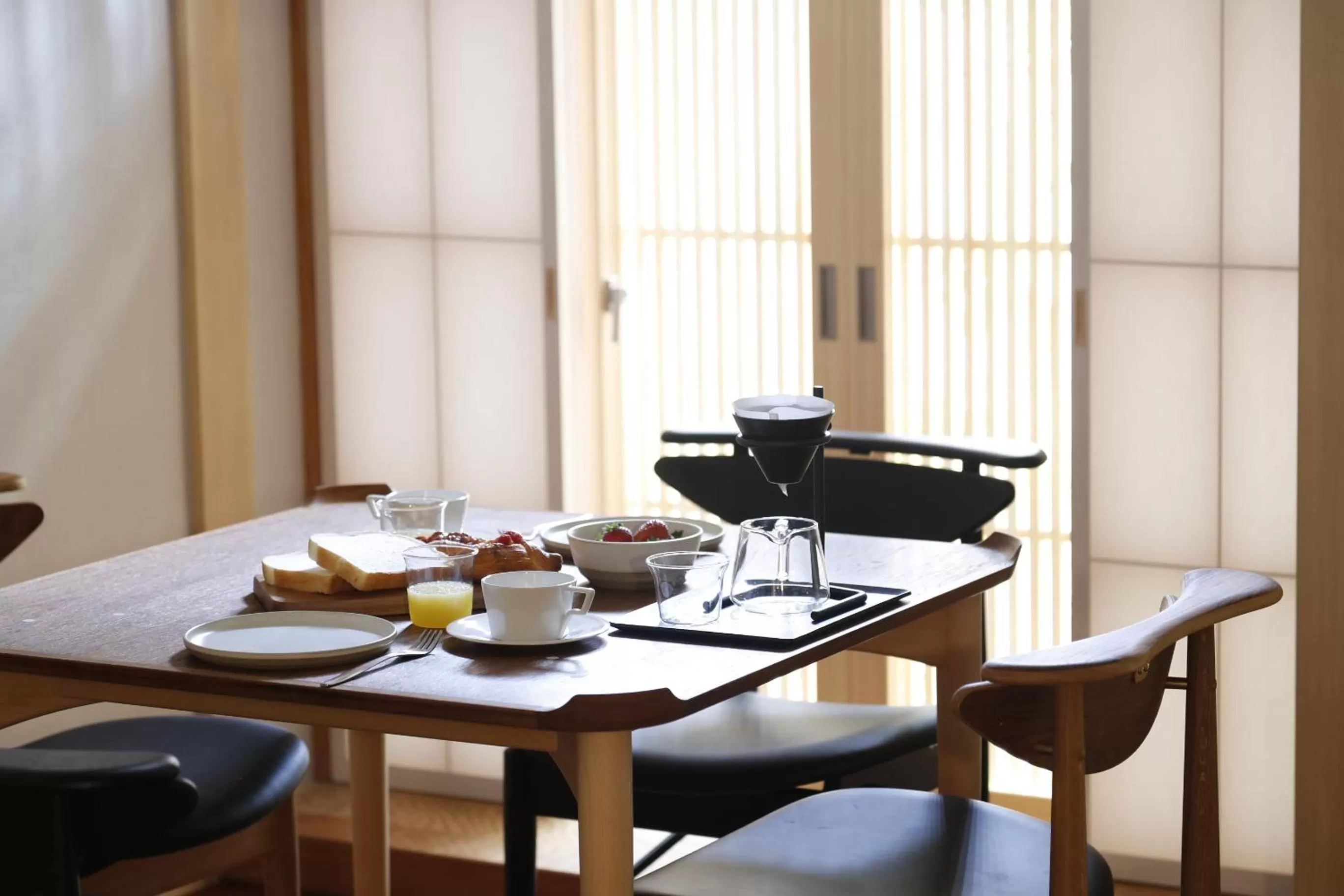 Dining area in Hotel Koo Otsuhyakucho