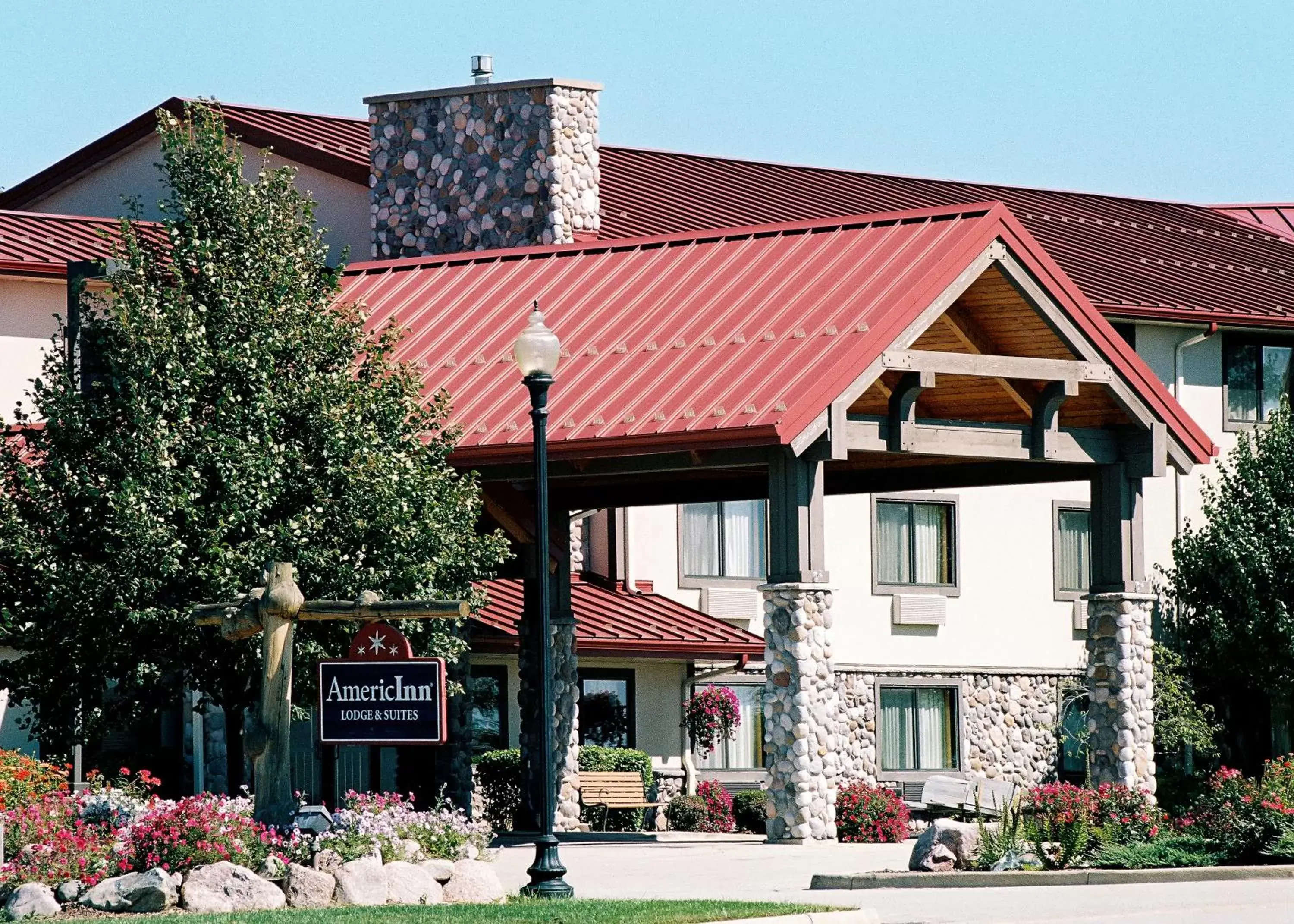 Facade/entrance, Property Building in AmericInn by Wyndham Oswego