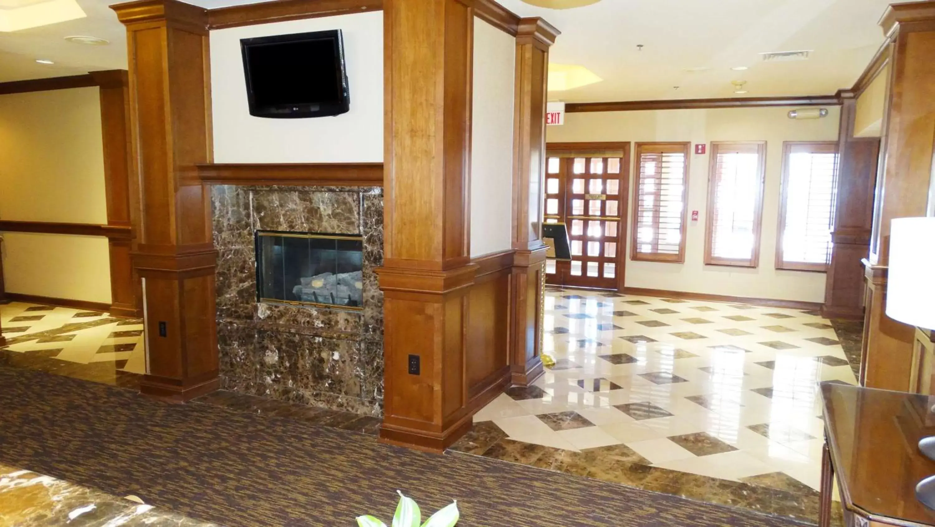 Lobby or reception, TV/Entertainment Center in Extended Stay America Suites - Dallas - Richardson