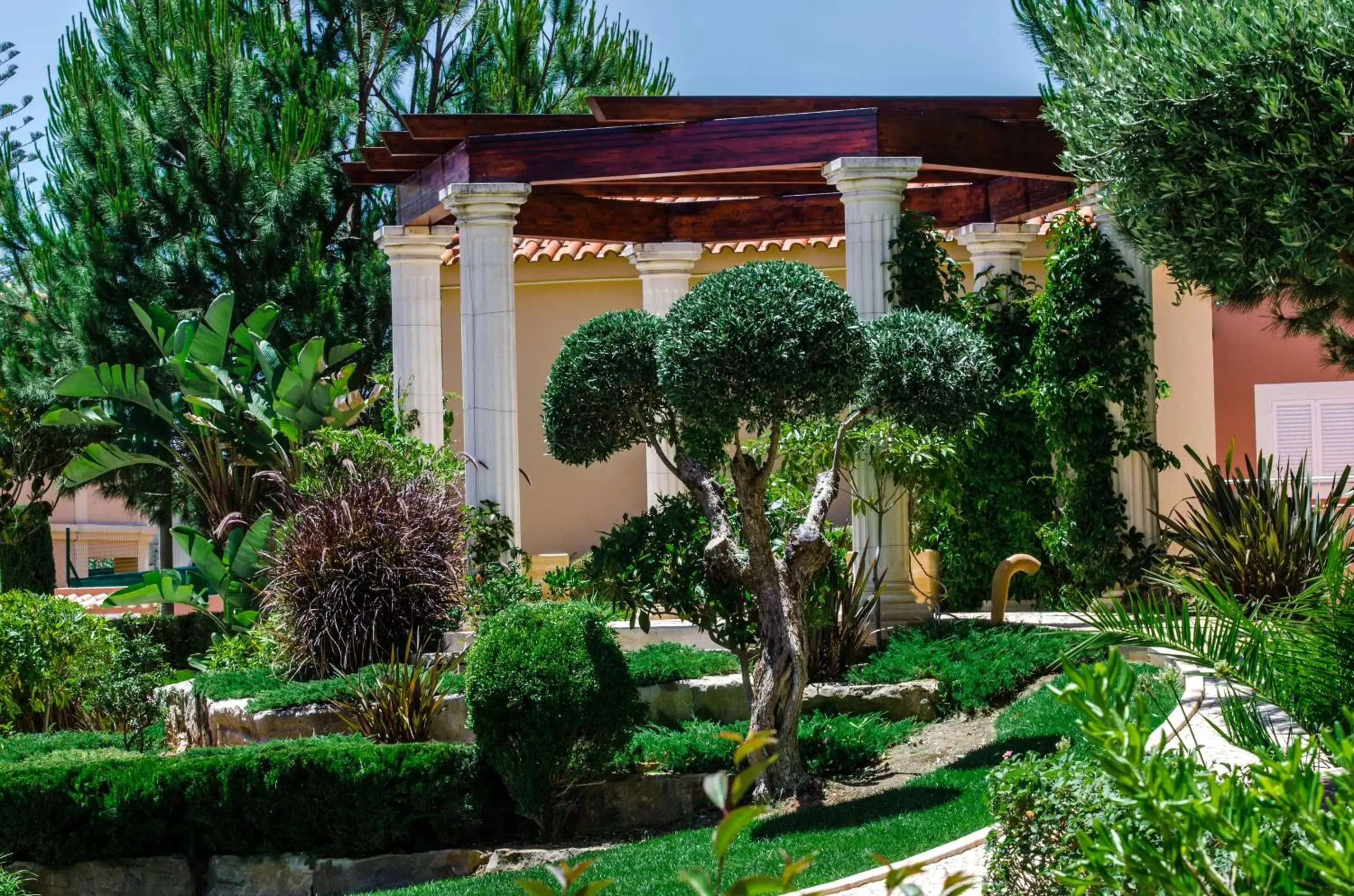 View (from property/room), Garden in Baia da Luz Resort