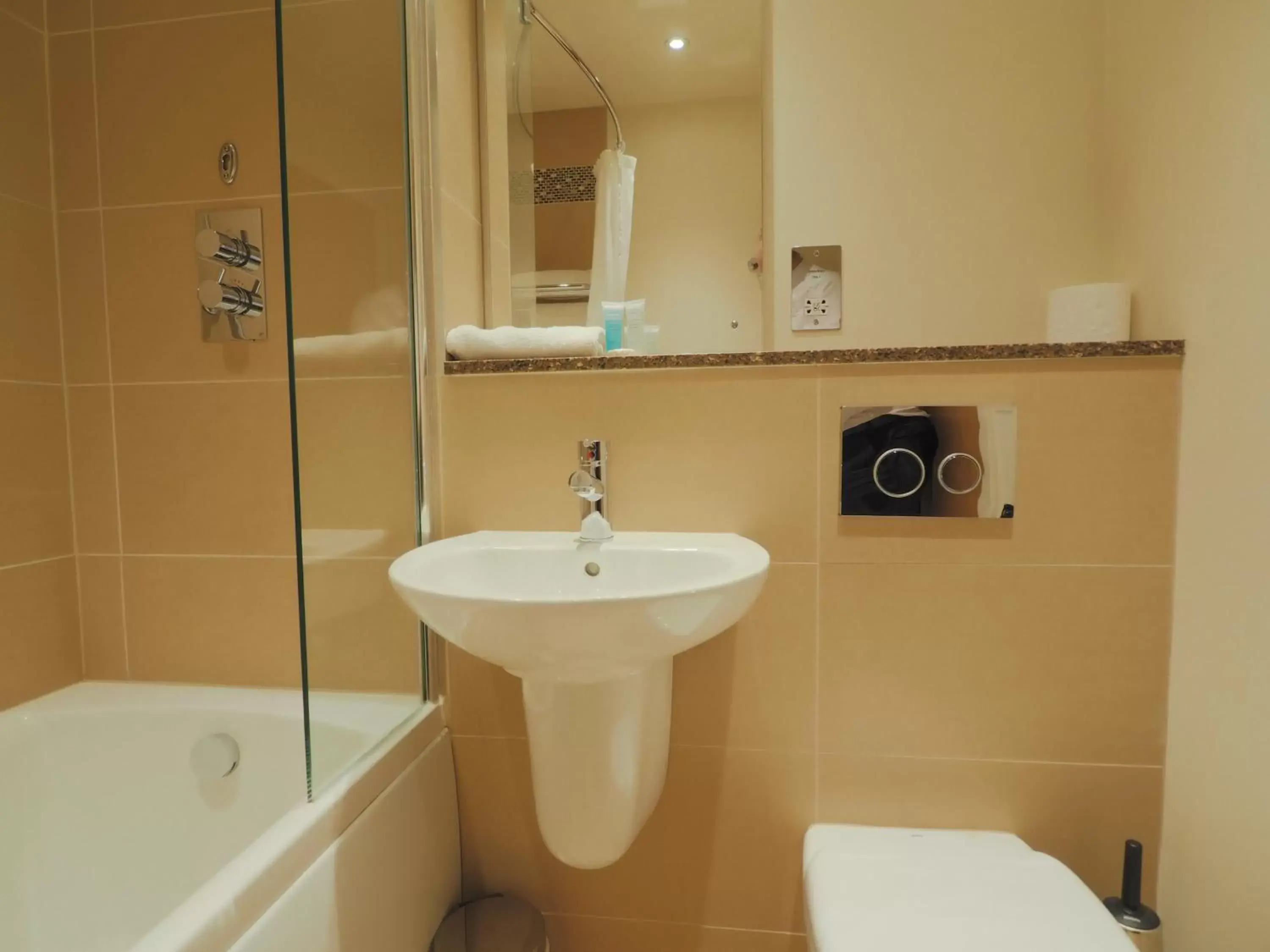 Bathroom in Caladh Inn