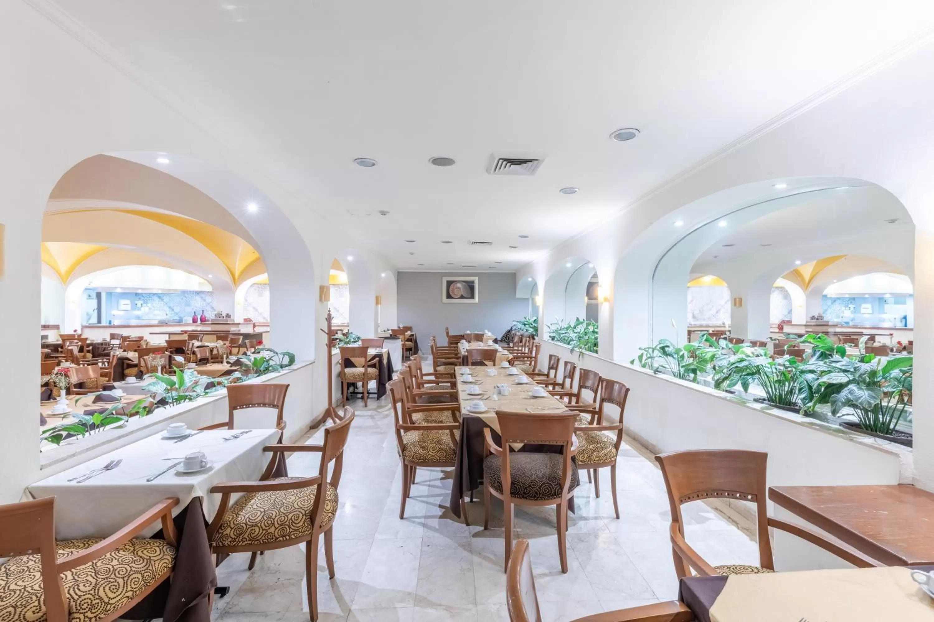 Restaurant/places to eat in Holiday Inn Guadalajara Expo Plaza del Sol by IHG