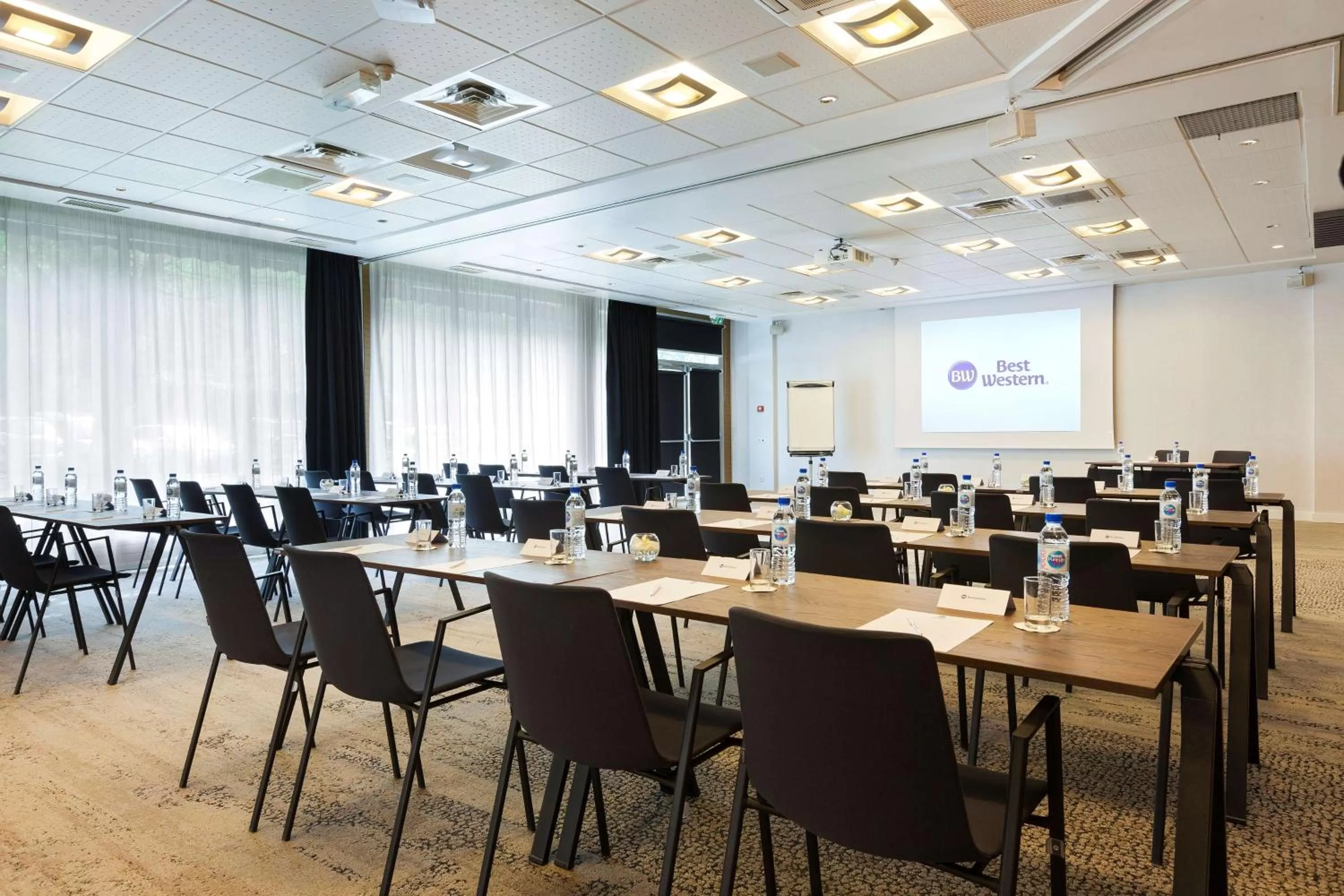 On site in Hotel Inn Paris CDG Airport