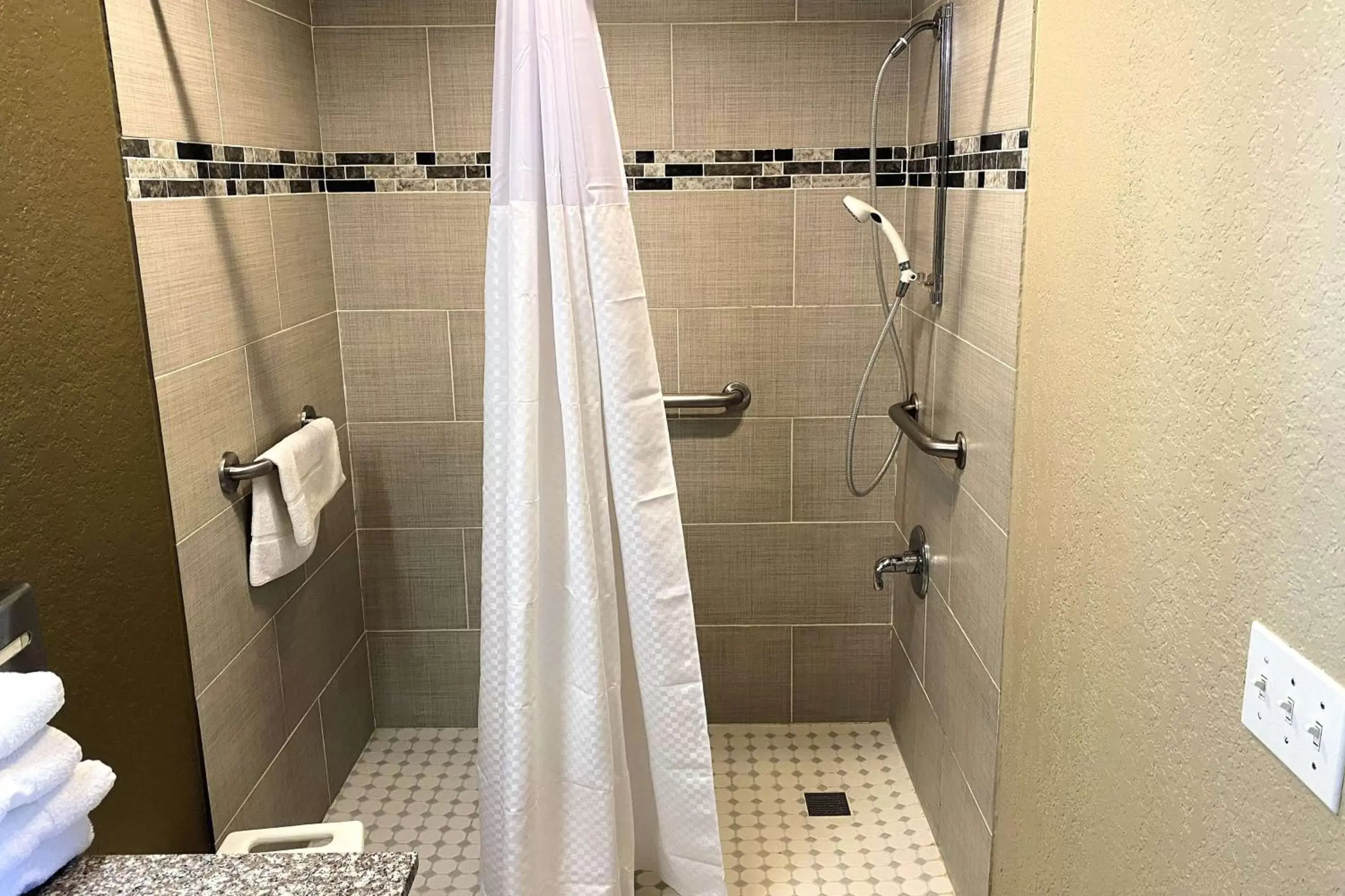 Bathroom in SureStay Hotel by Best Western New Braunfels