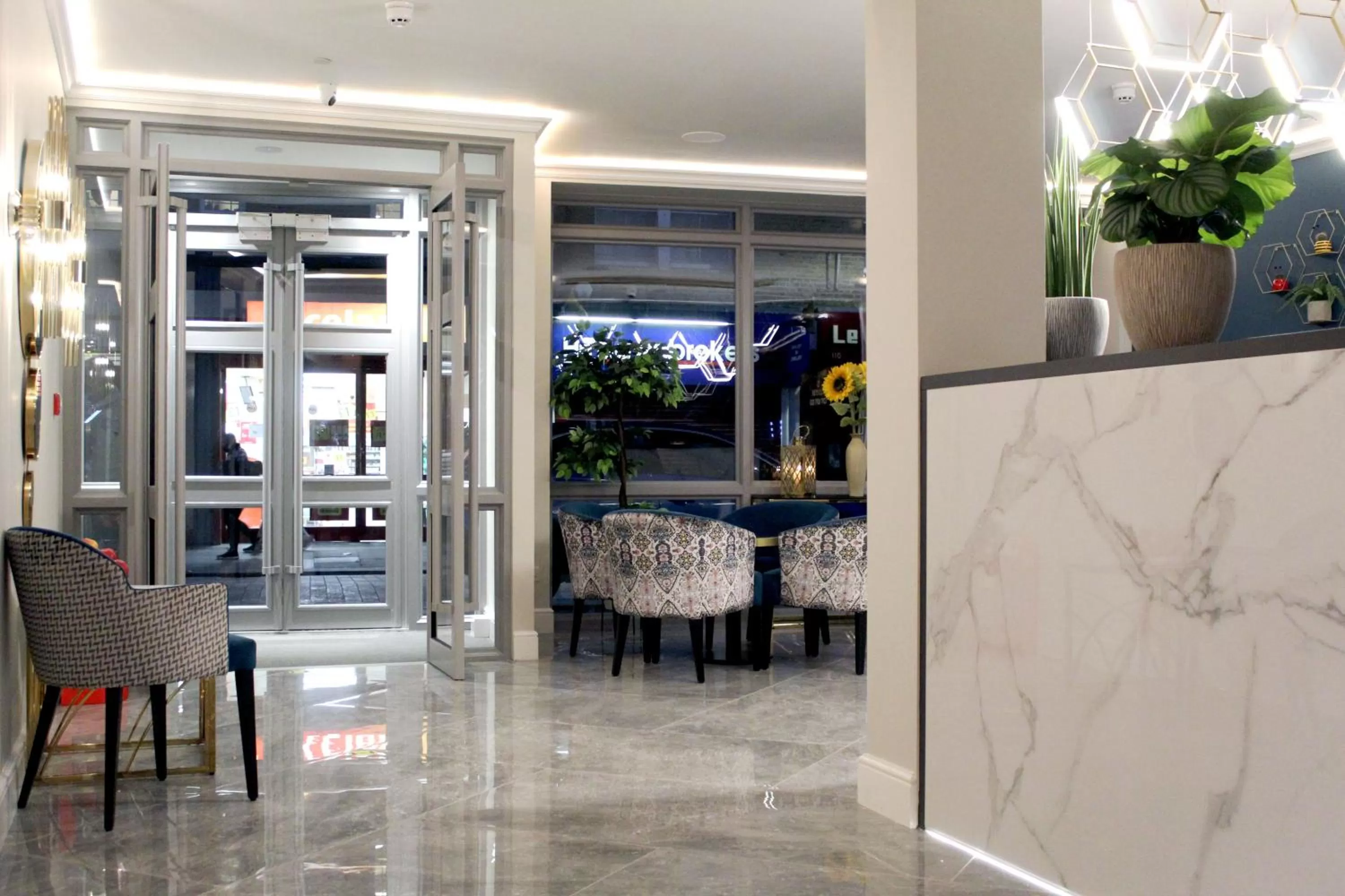Lobby or reception in NOX Waterloo