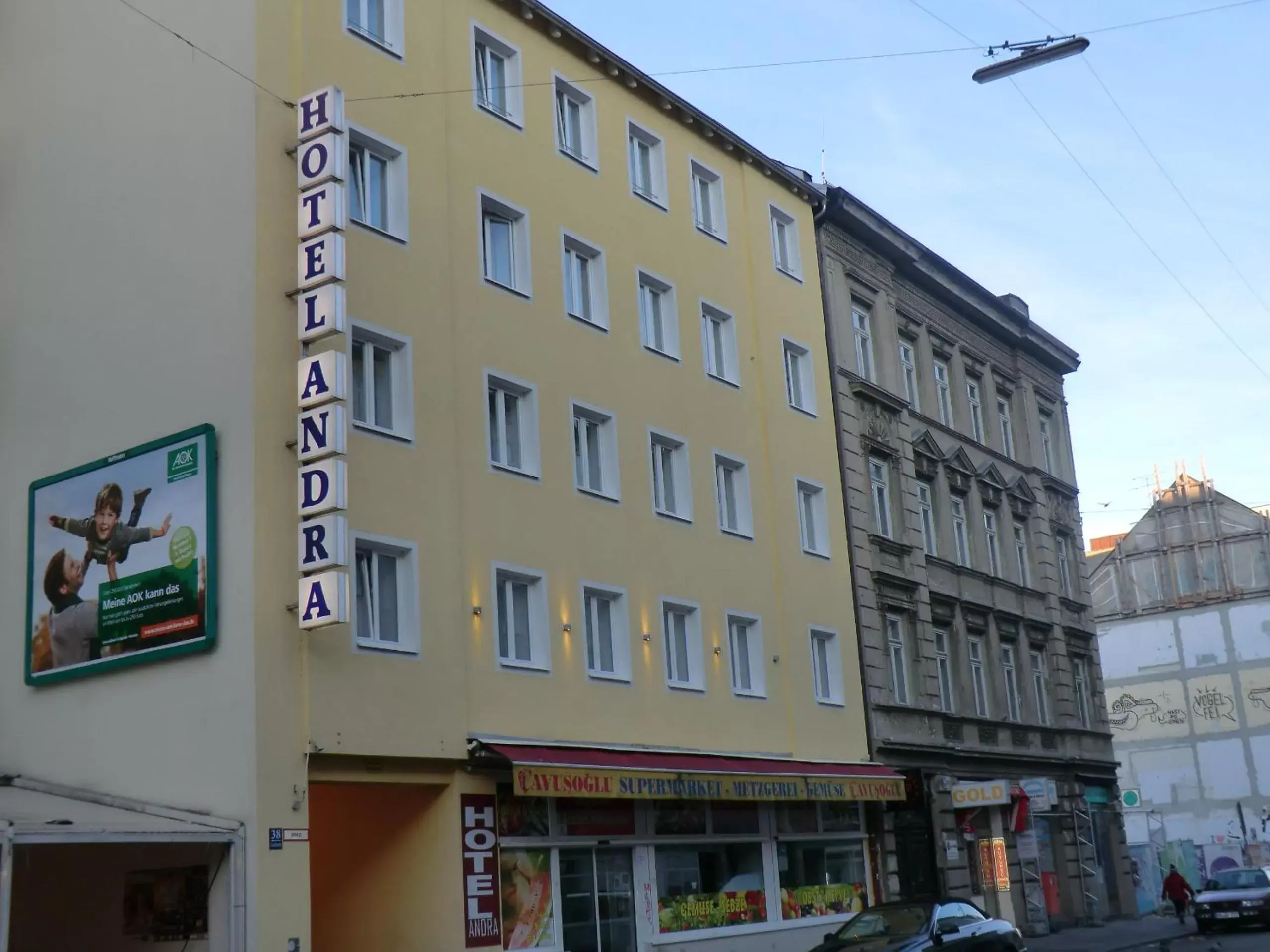 Property Building in Hotel Andra München