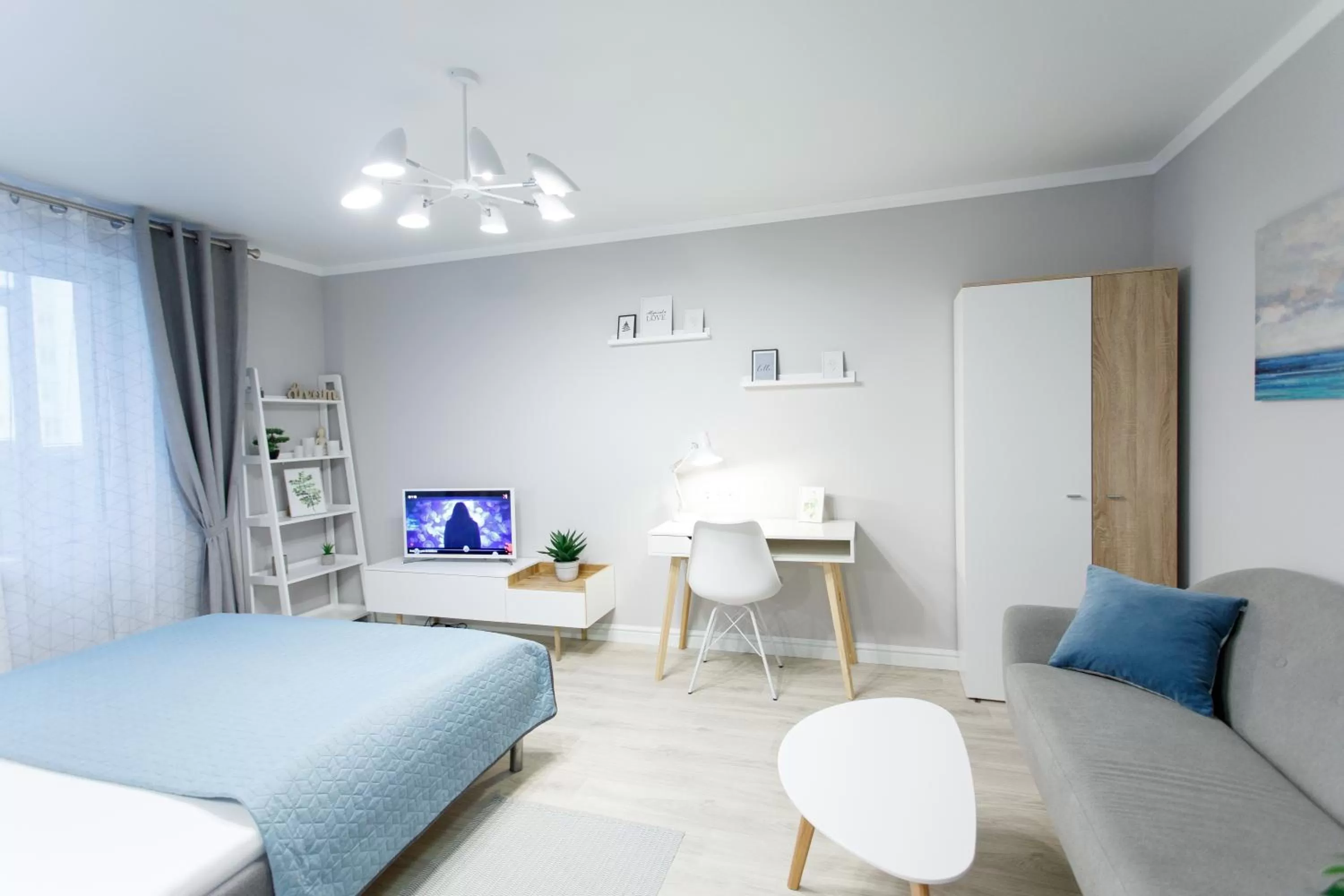 Bed in Apart-Hotel LAVINA з ДЖАКУЗІ