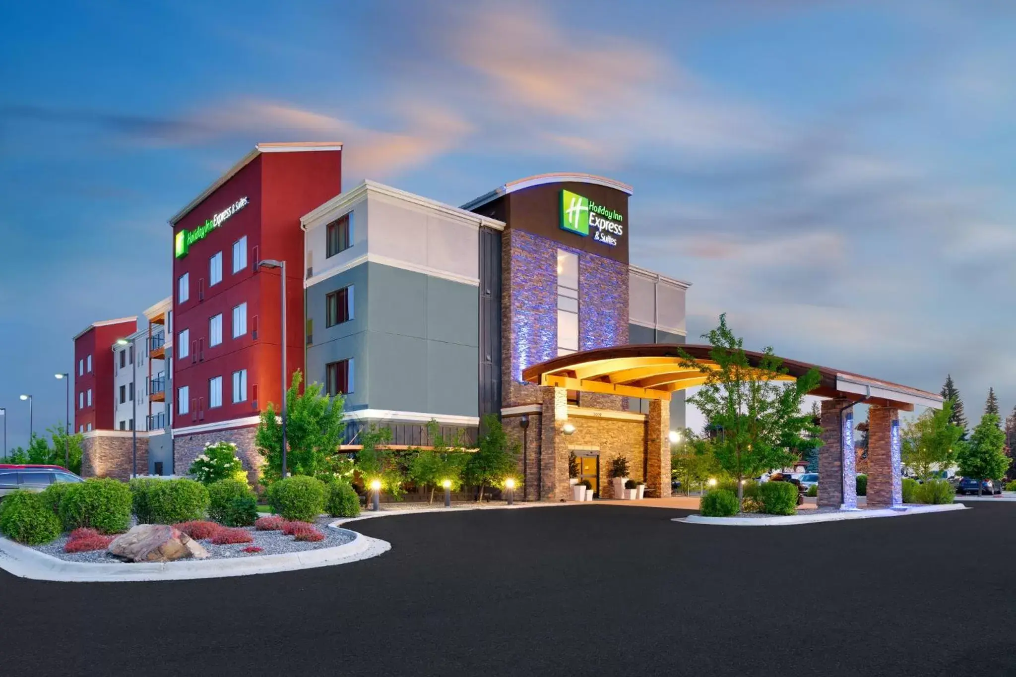 Property Building in Holiday Inn Express Hotel & Suites Butte, an IHG Hotel