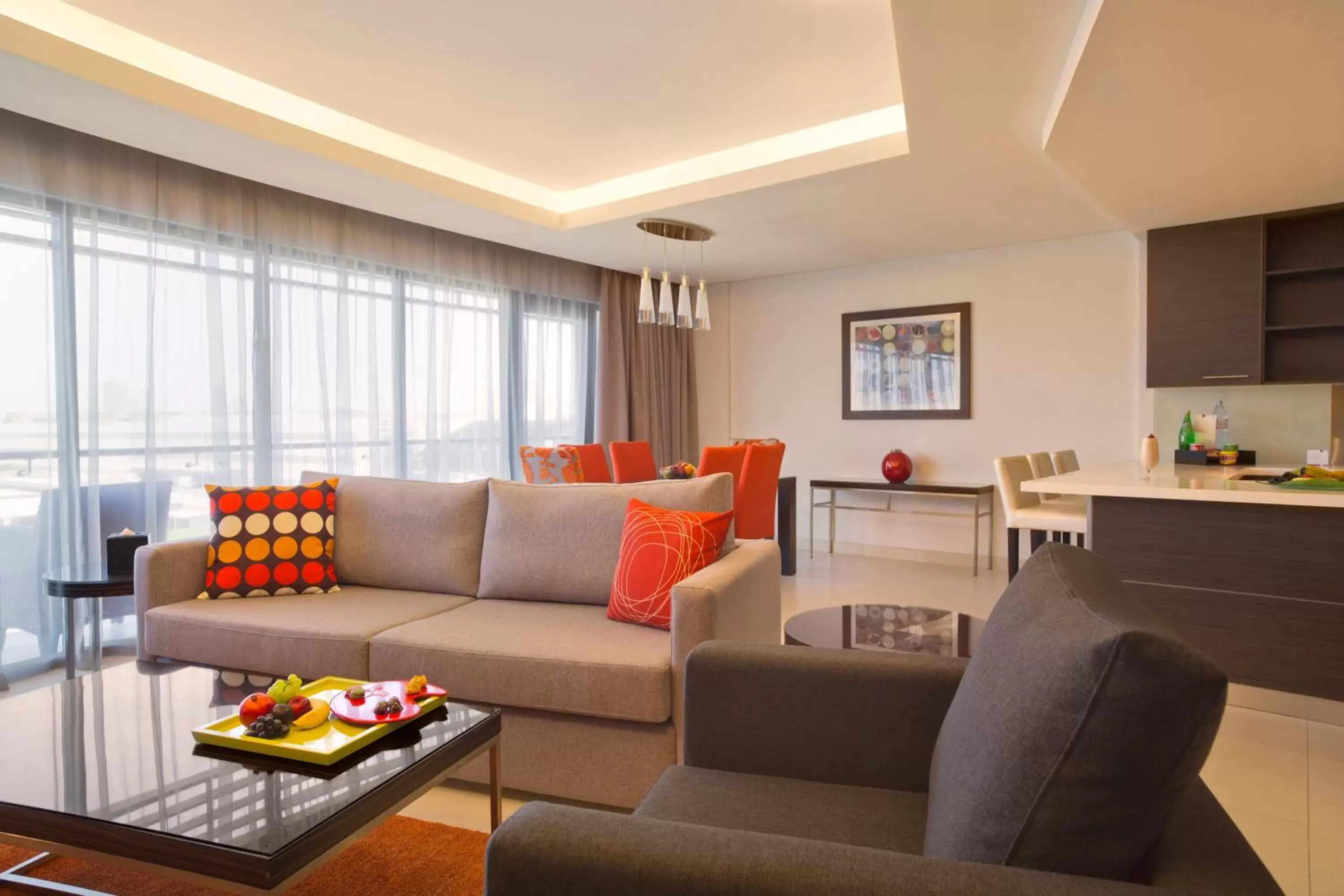 Kitchen or kitchenette, Seating Area in Majestic Arjaan by Rotana – Manama