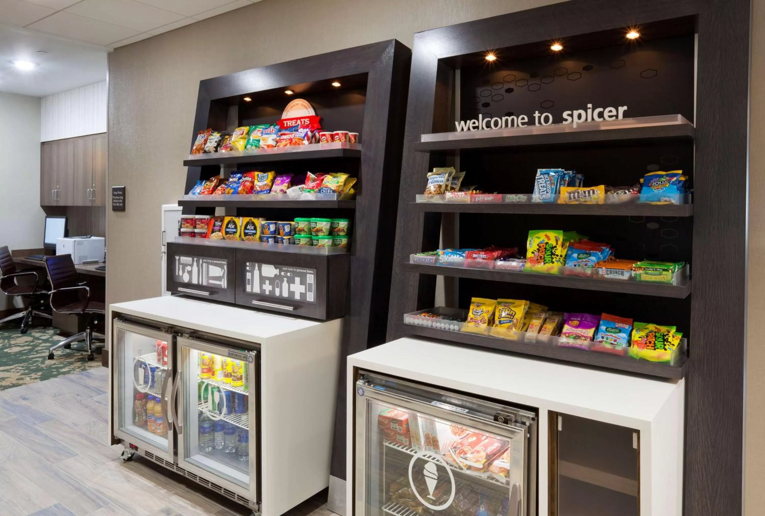 Restaurant/places to eat in Hampton Inn Spicer Green Lake, MN