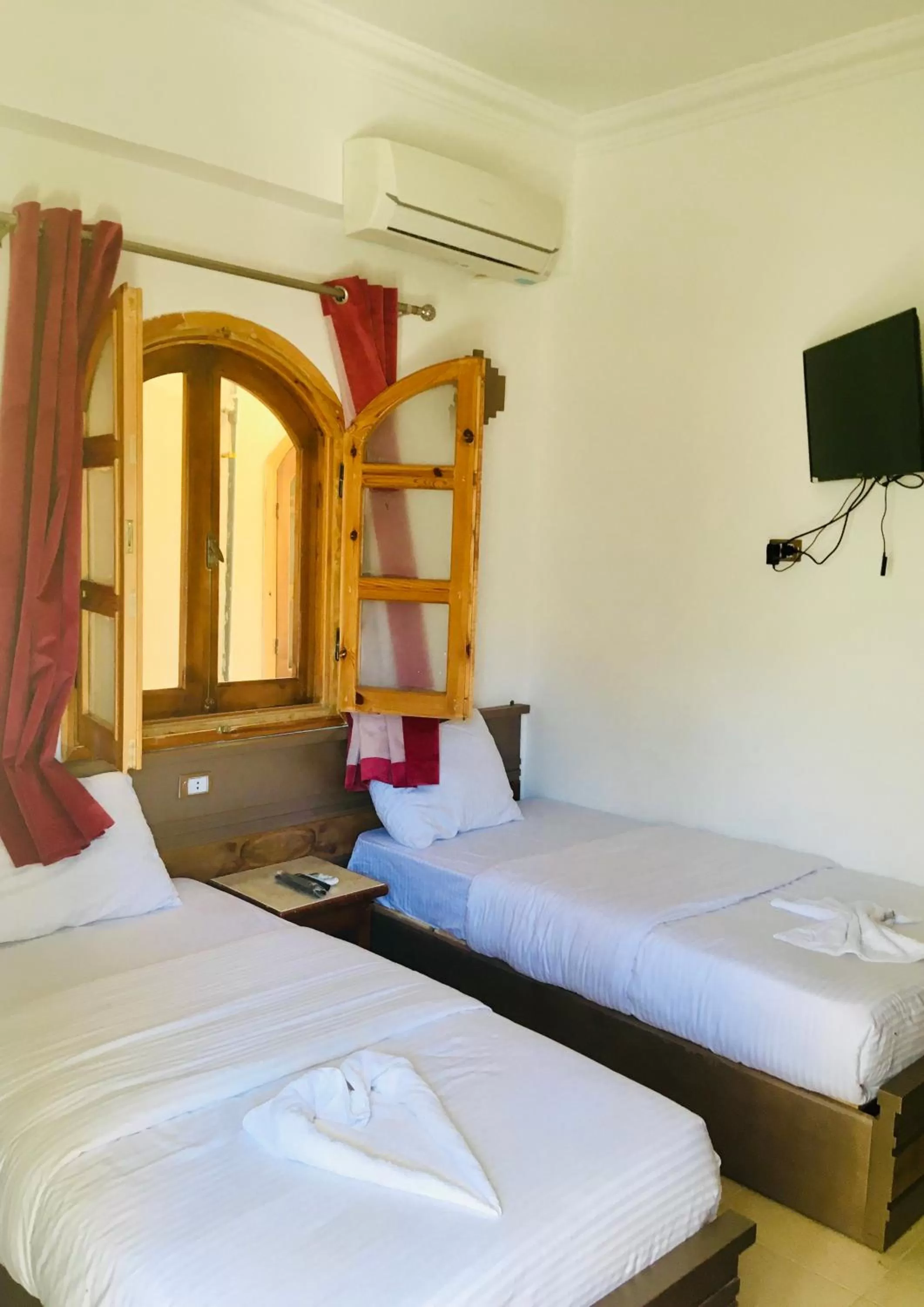 Bedroom, Bed in Villa 22