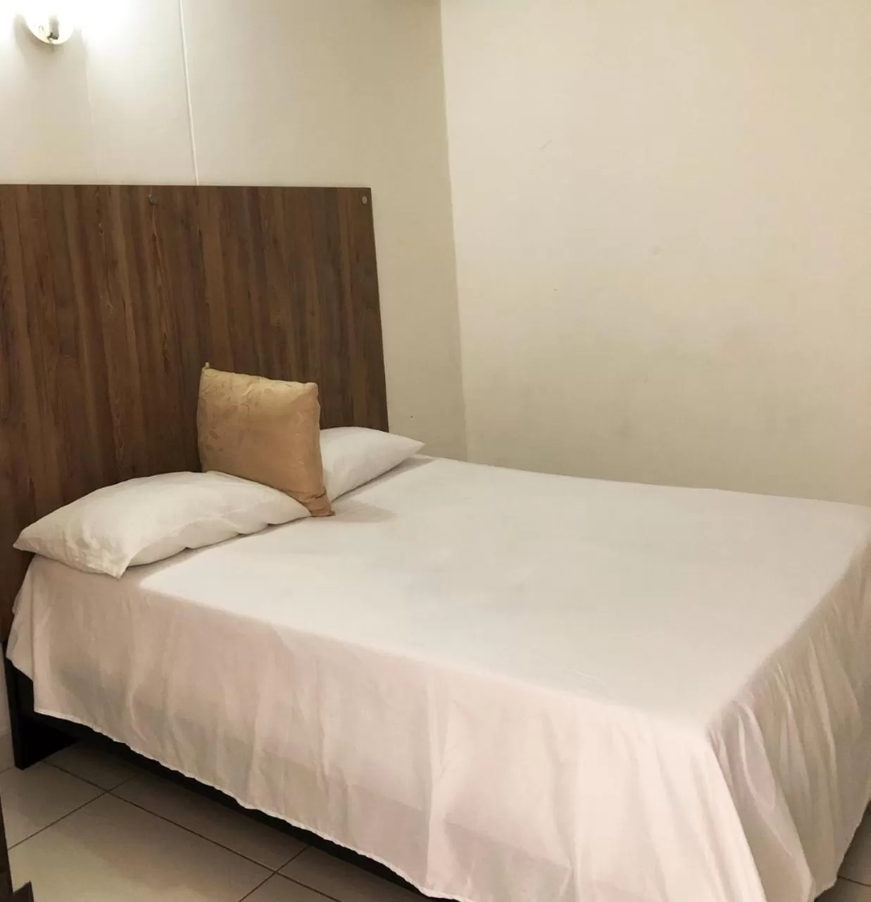 Bed in Hotel Center Plaza Plus