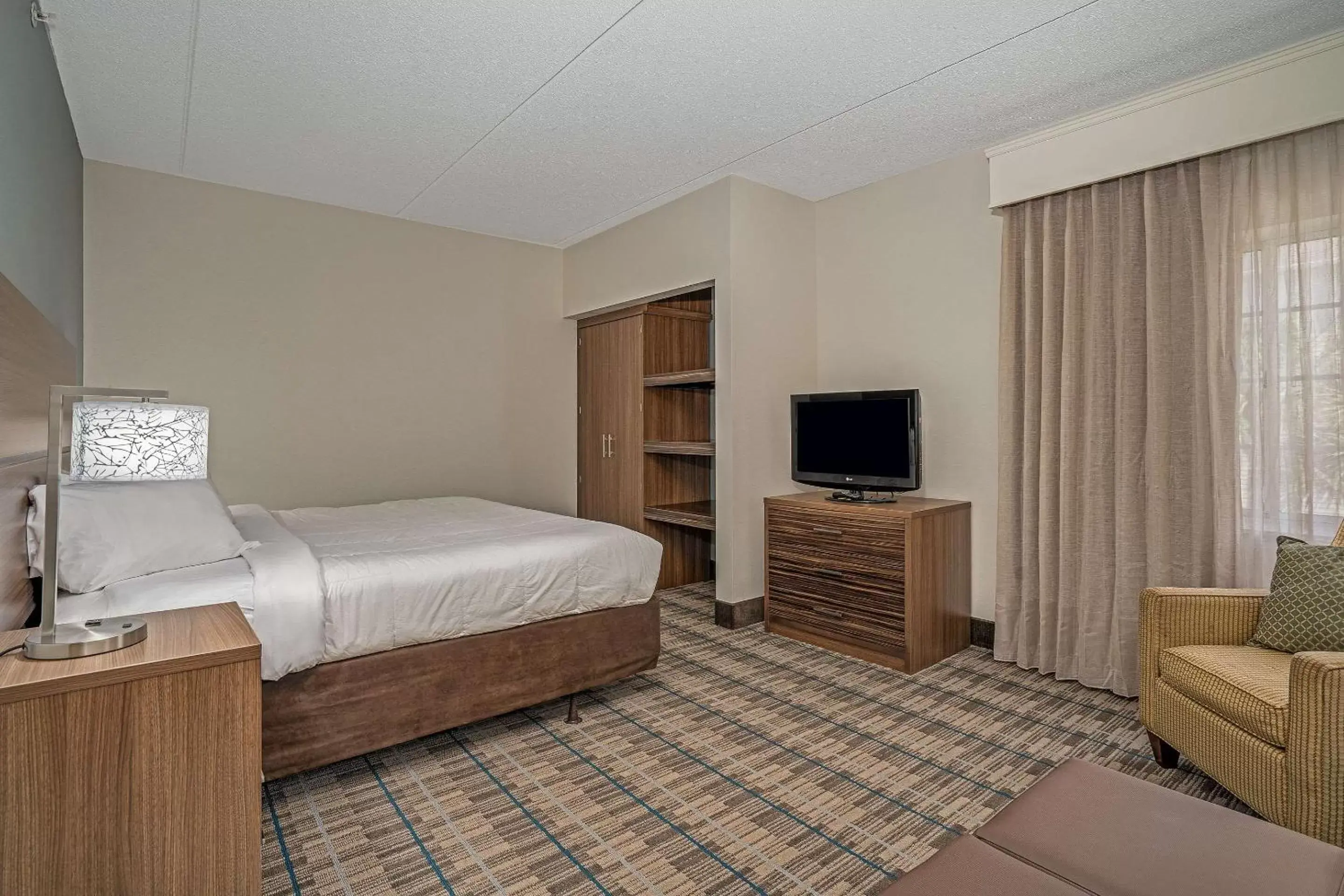 Photo of the whole room, Bed in MainStay Suites Wilmington