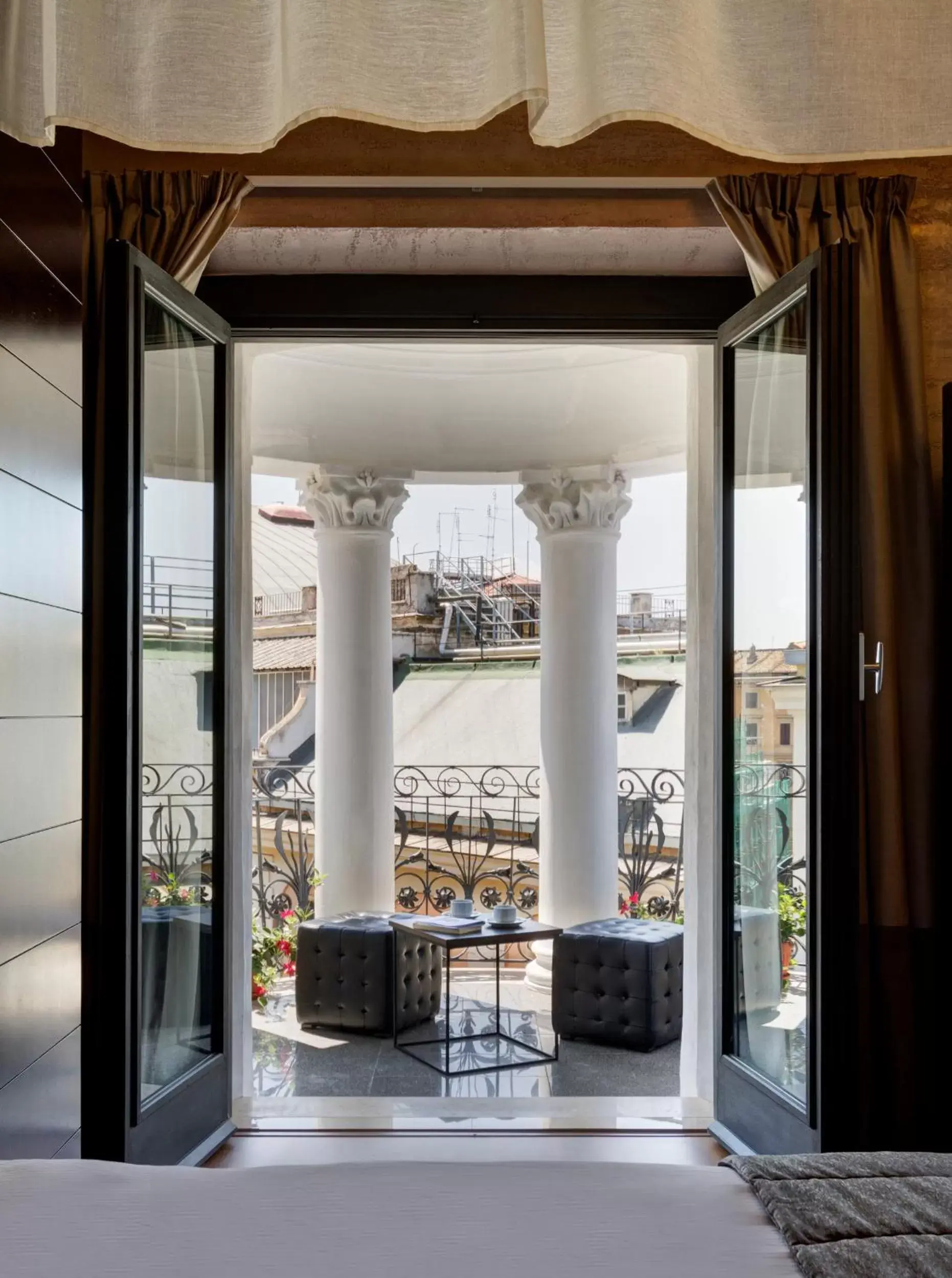 Balcony/Terrace in Dharma Luxury Hotel