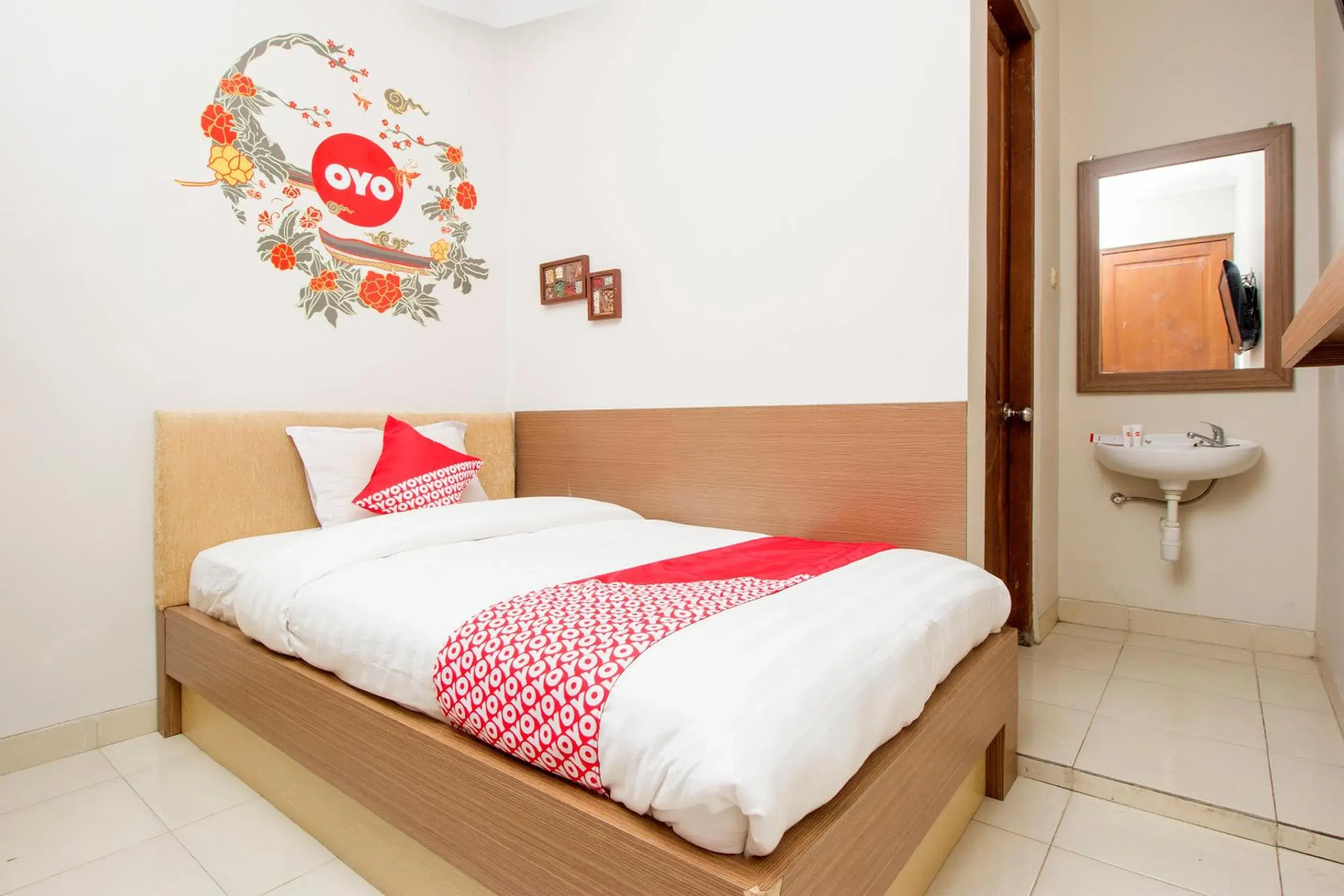 Bedroom, Bed in Collection O 1061 Aliya Homestay