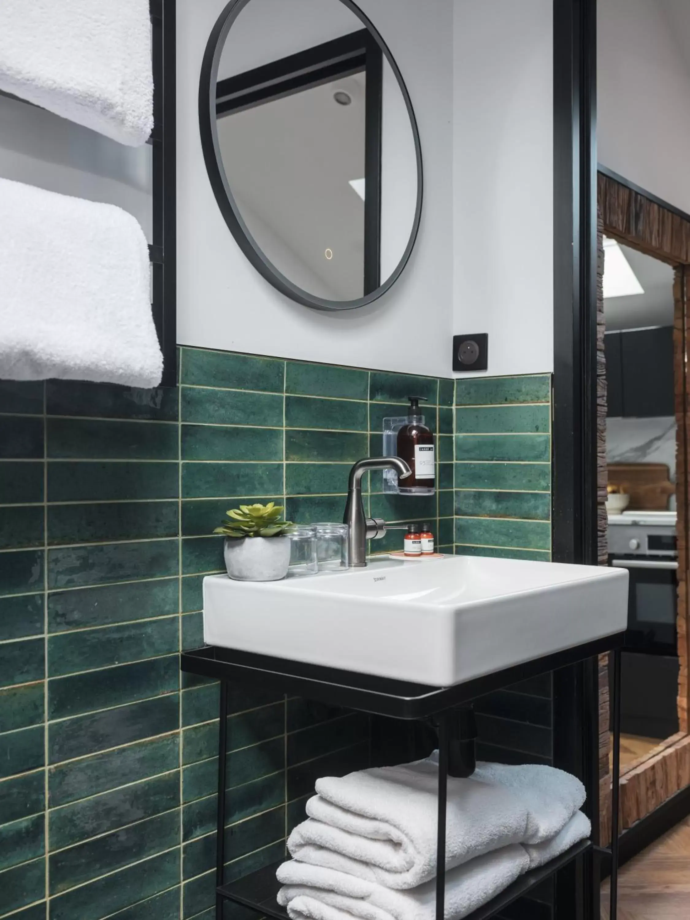 Bathroom in Maisons du Monde Hotel & Suites - Nantes