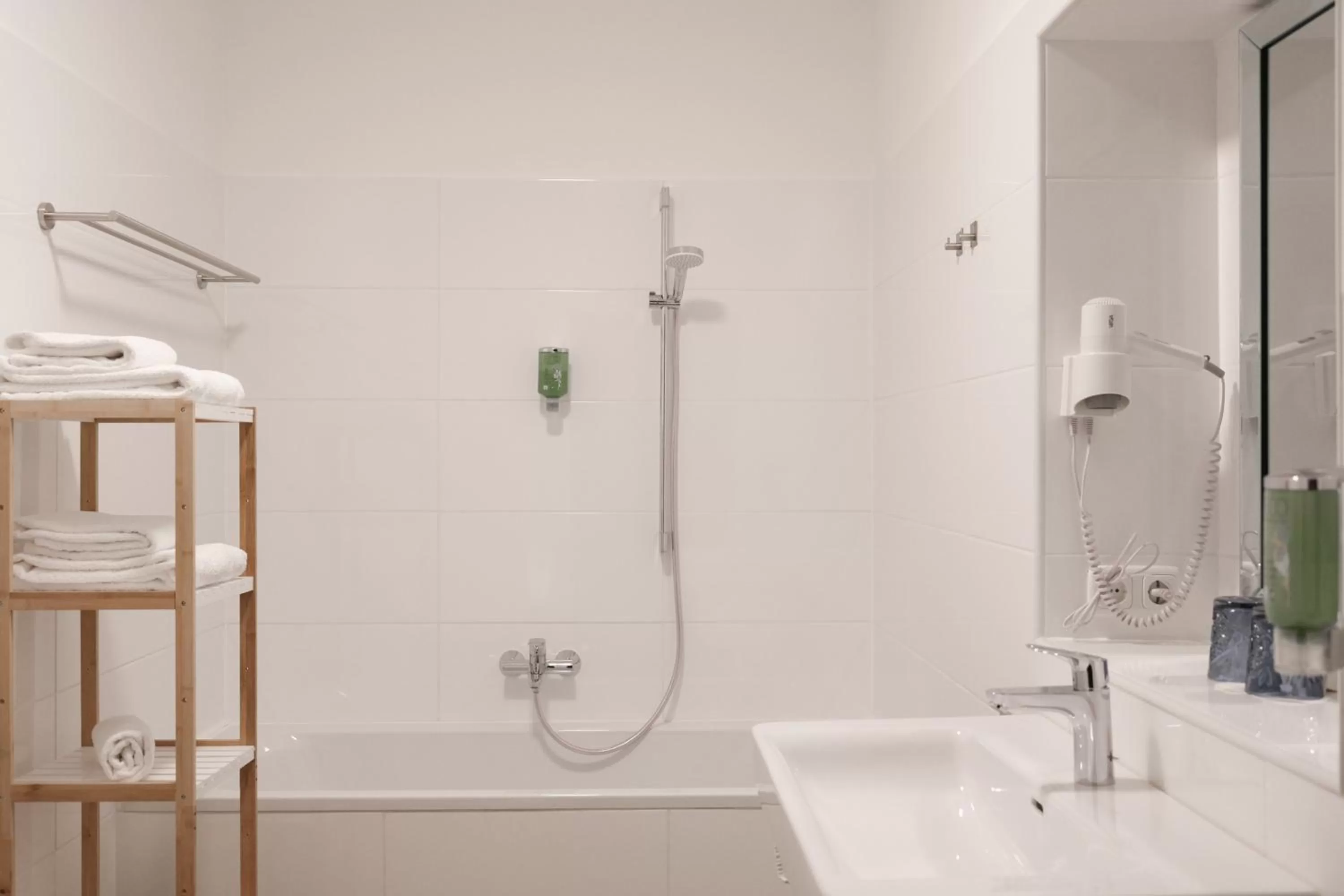 Bathroom in Aktivhotel Wildschütz