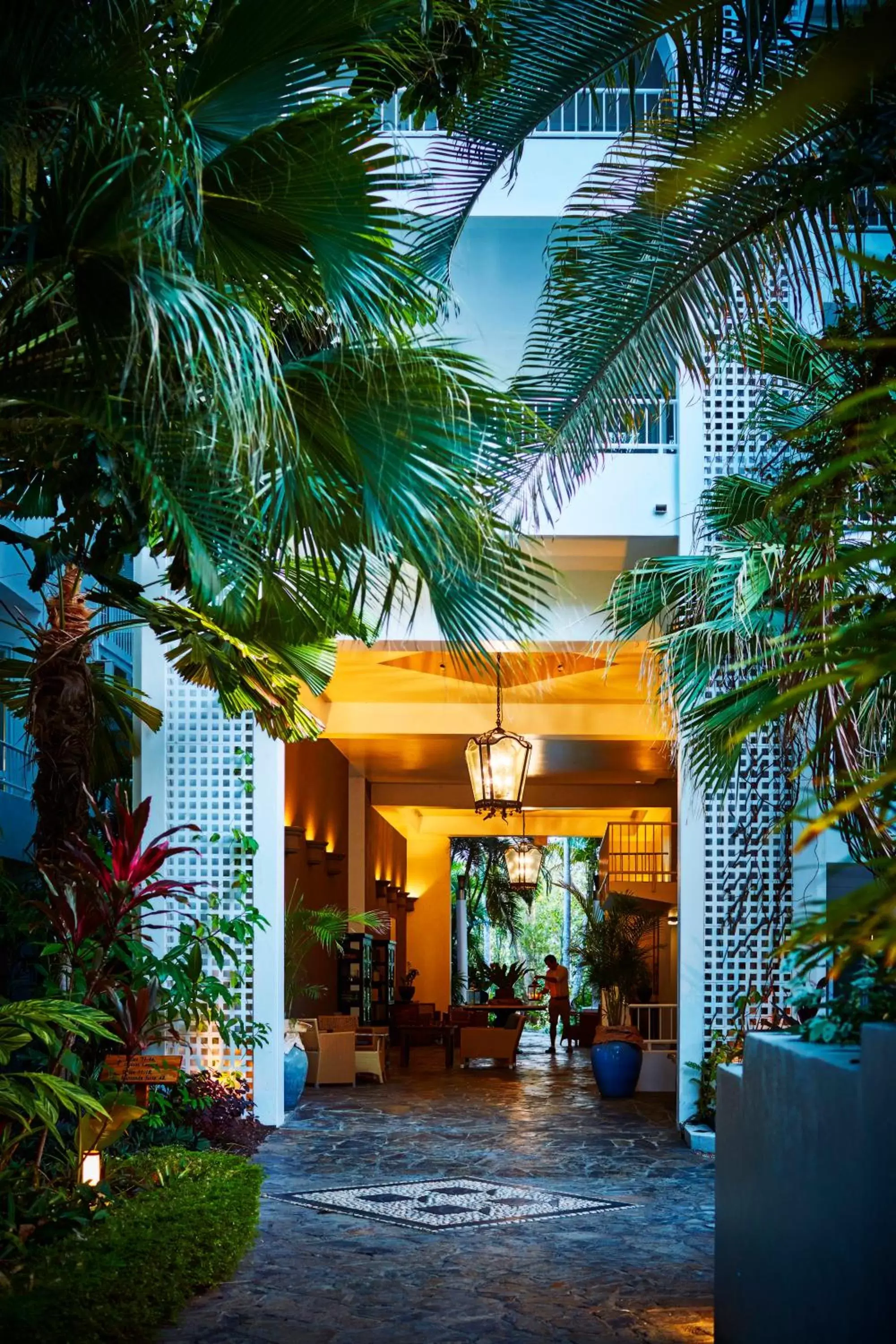 Lobby or reception in Alamanda Palm Cove by Lancemore Lobby or reception in Alamanda Palm Cove by Lancemore