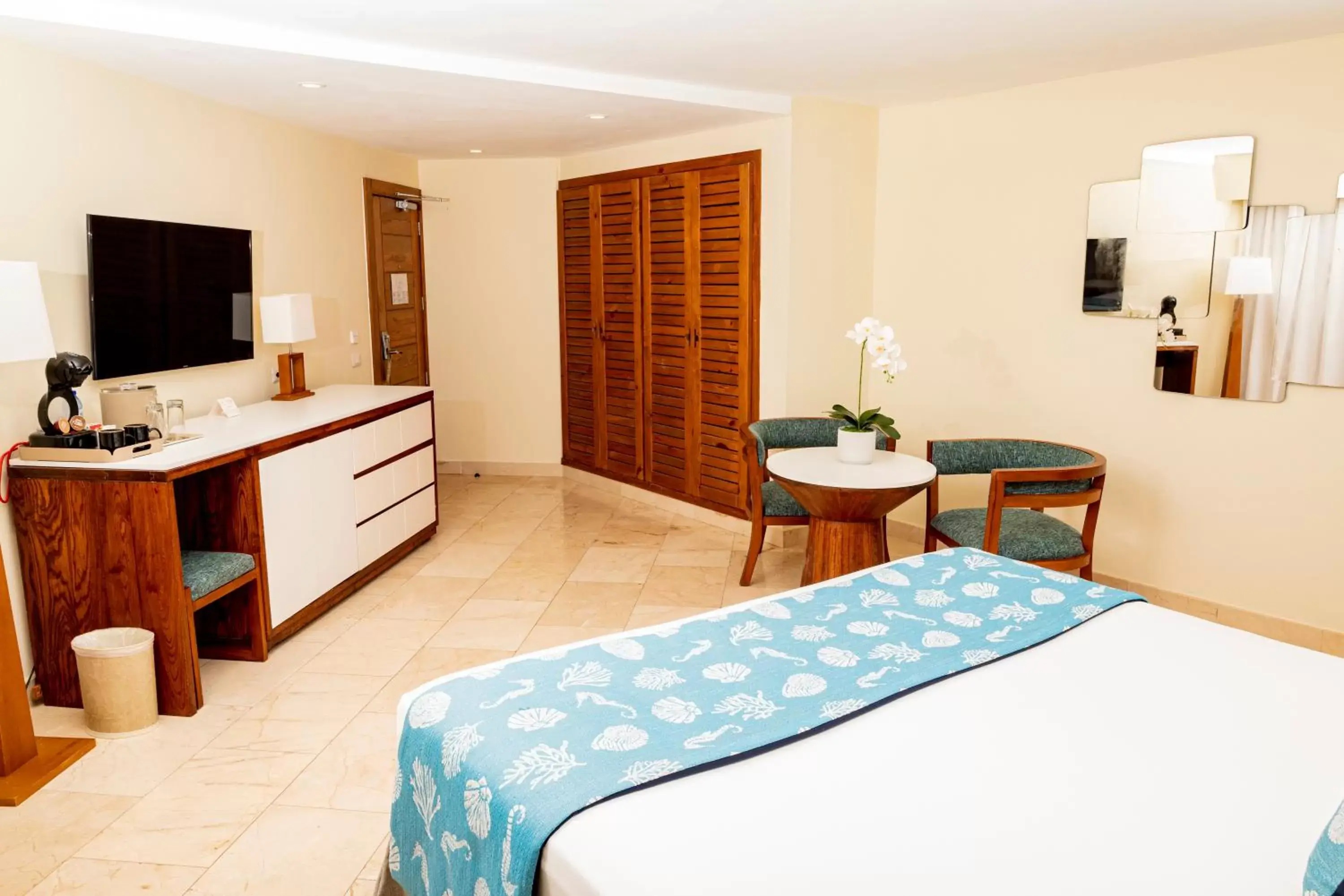 Bed, TV/Entertainment Center in Impressive Premium Punta Cana - All Inclusive